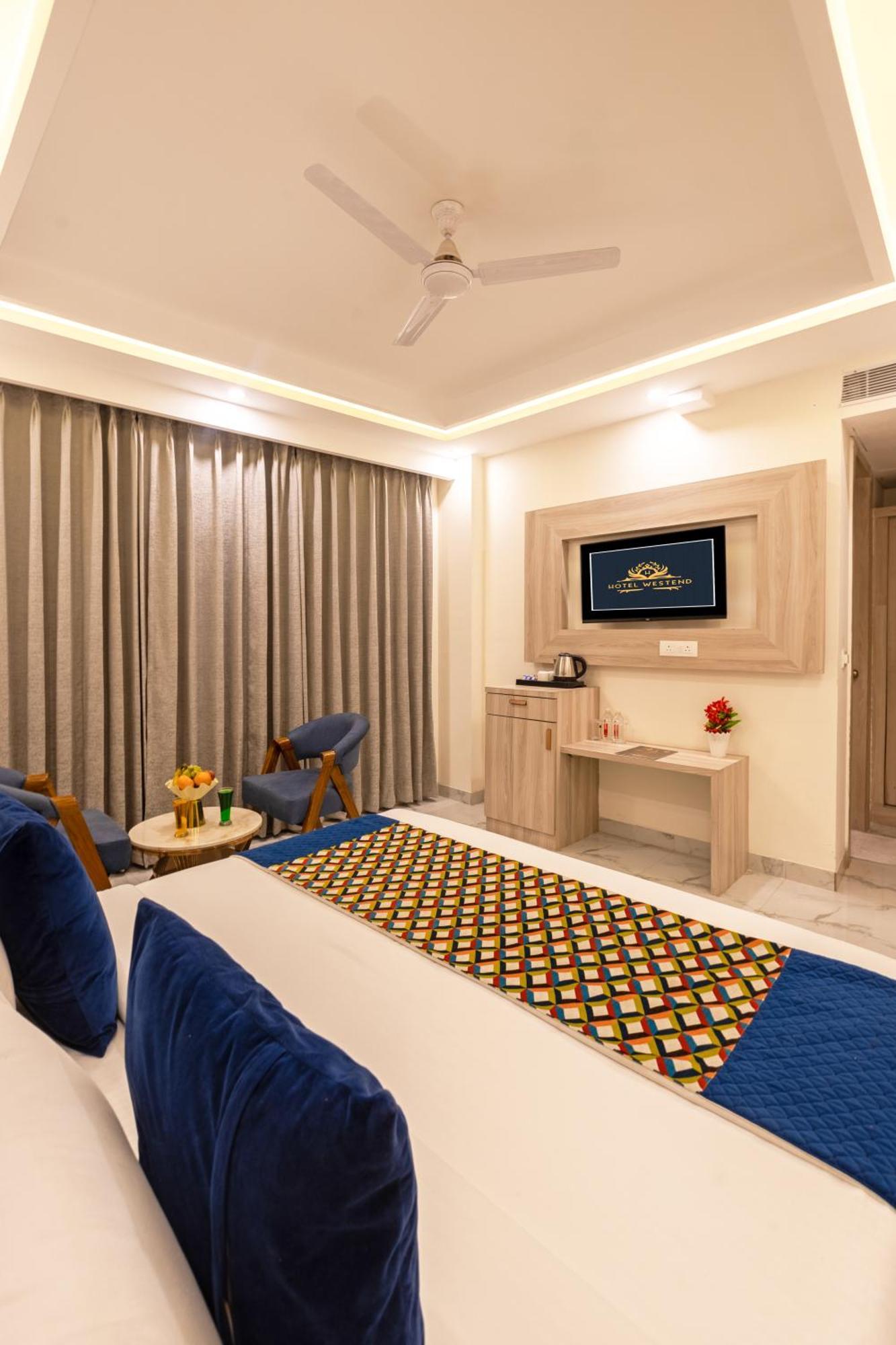 Hotel Hotel West End Igi Airport Delhi New Delhi