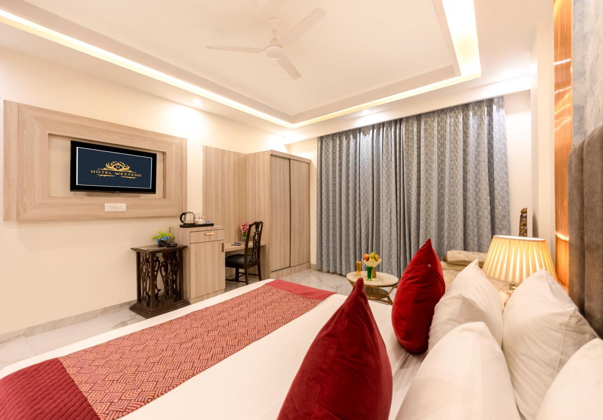 Hotel West End Igi Airport Delhi