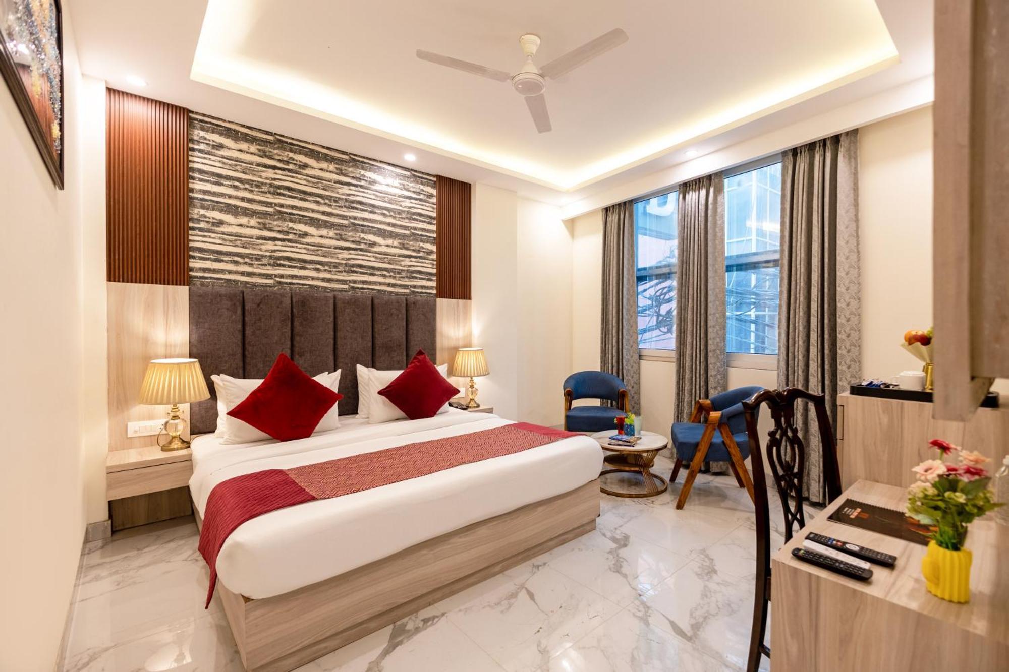 Hotel West End Igi Airport Delhi Hotel
