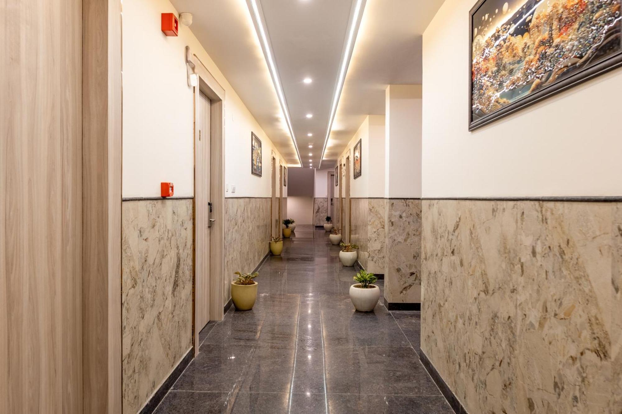 Hotel Hotel West End Igi Airport Delhi New Delhi
