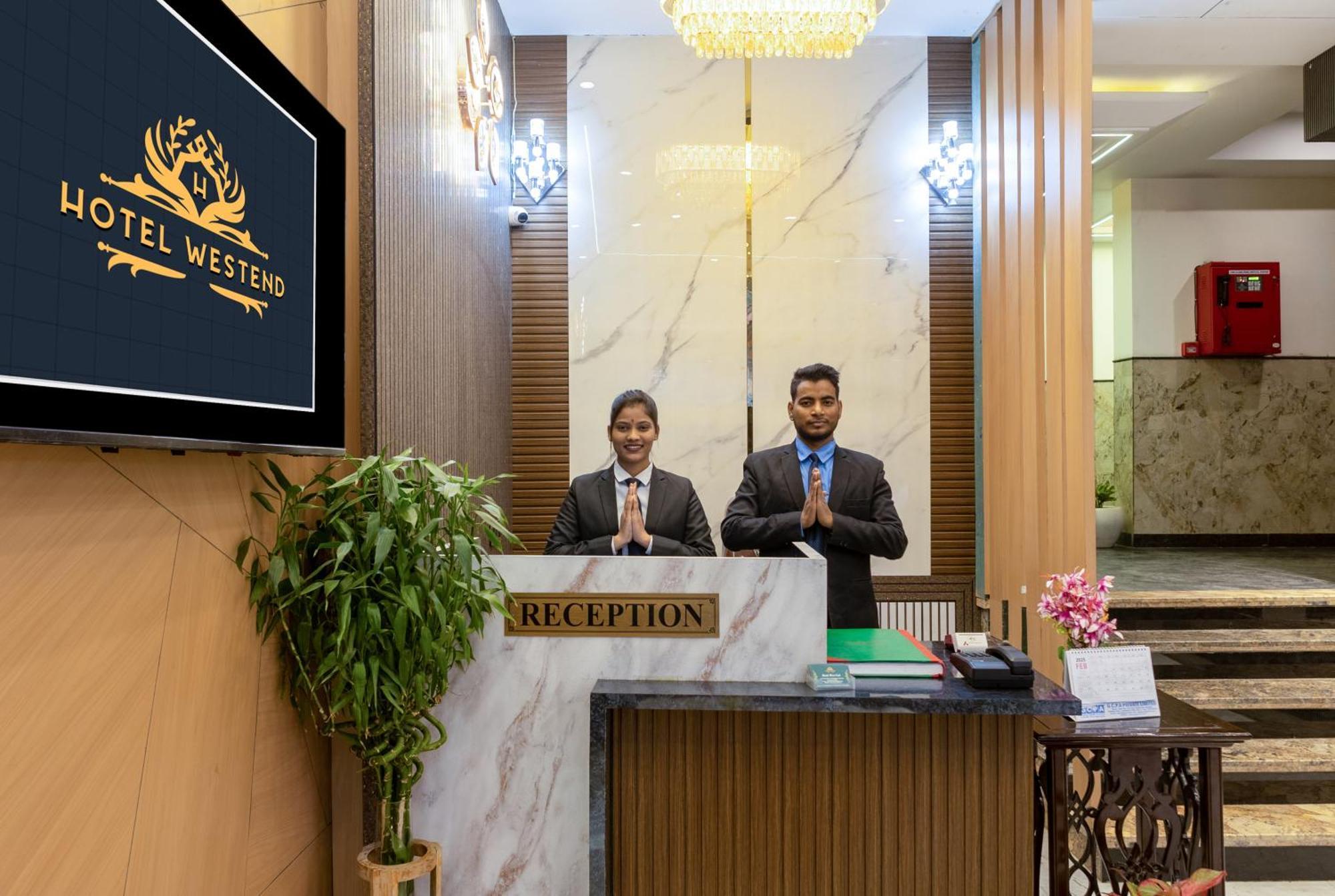 Hotel West End Igi Airport Delhi Hotel