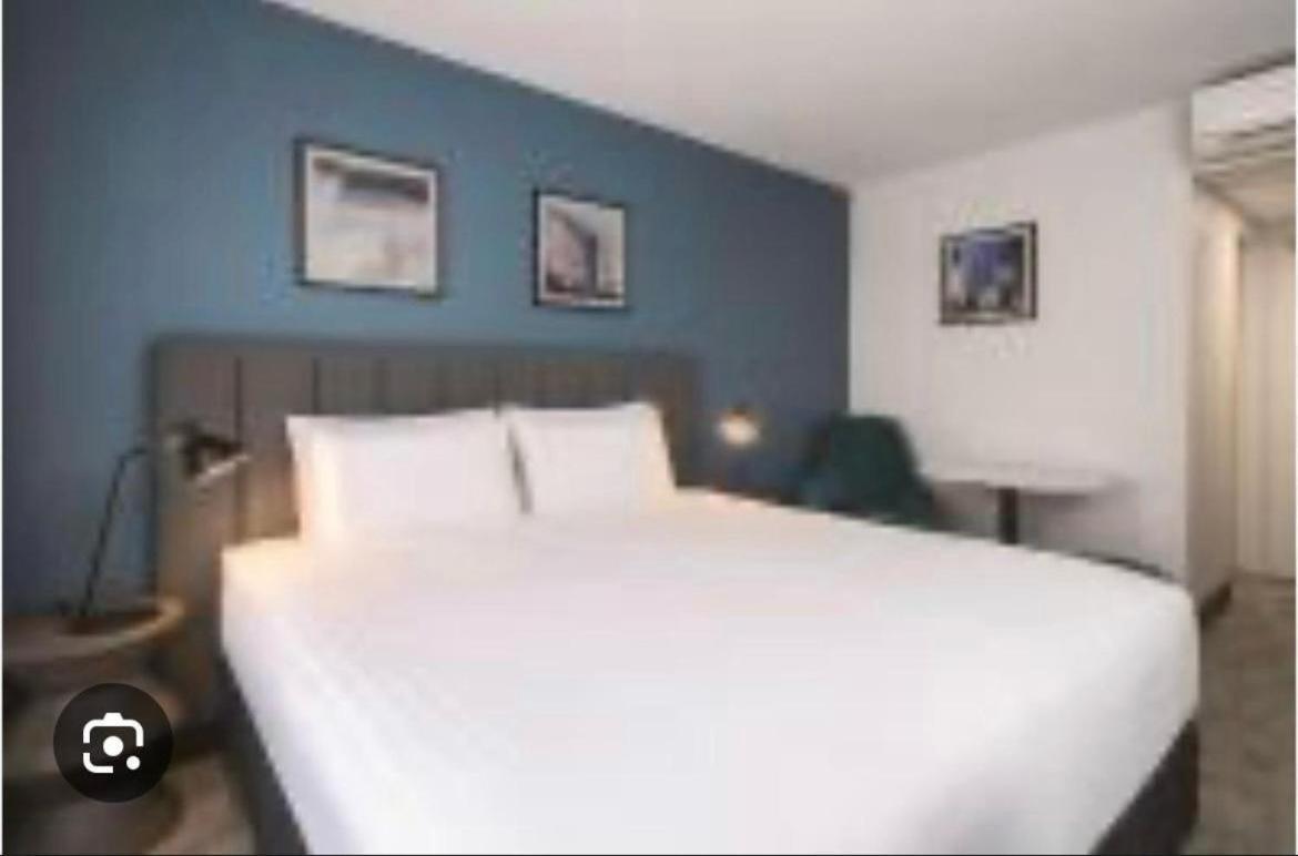 Diamond Inn-national Highway-8,mahipalpur Hotel