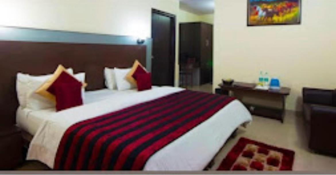 Hotel Diamond Inn-national Highway-8,mahipalpur 3*