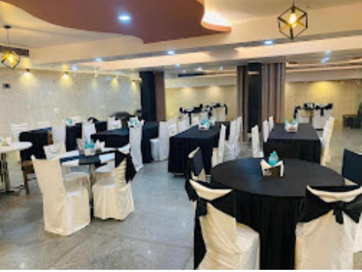 Diamond Inn-national Highway-8,mahipalpur 3*