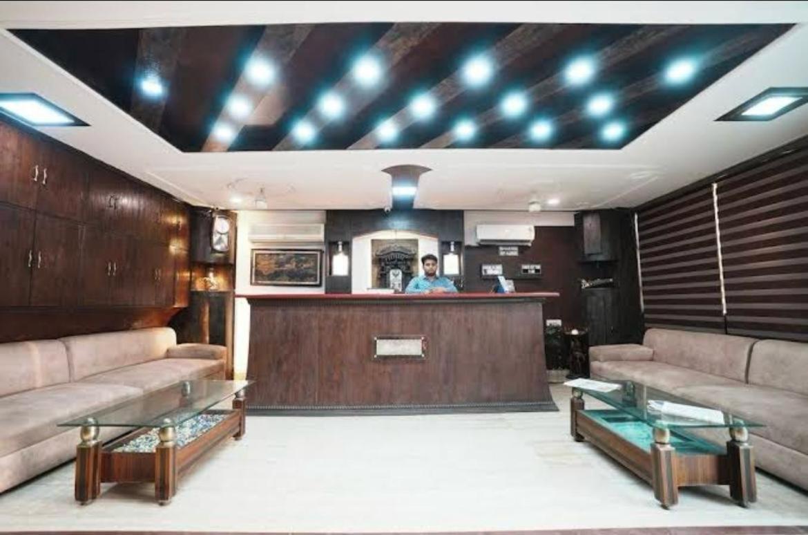 Hotel Diamond Inn-national Highway-8,mahipalpur
