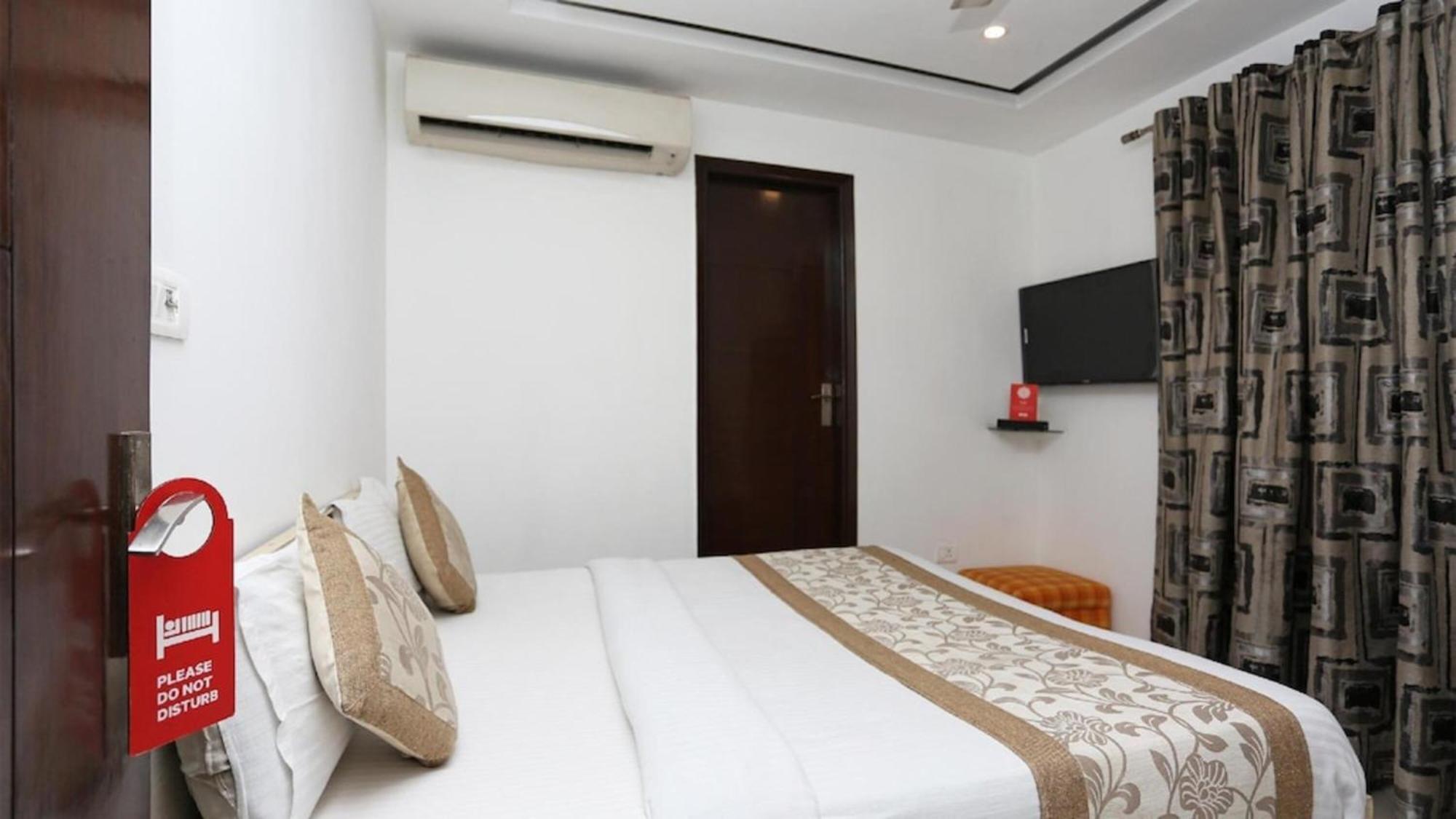 Hotel Bir - Jangpura New Delhi