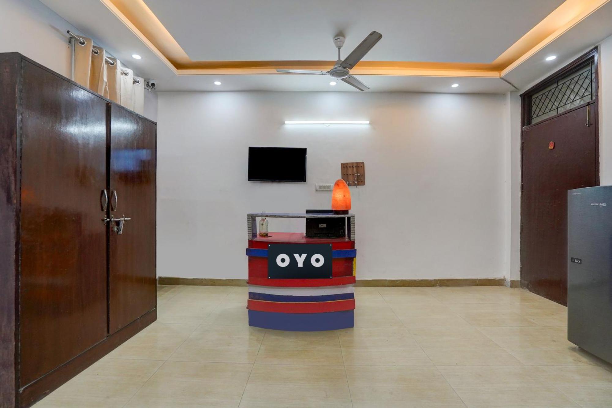 Hotel O Silver Key Kd Plaza Near Saket Metro Station