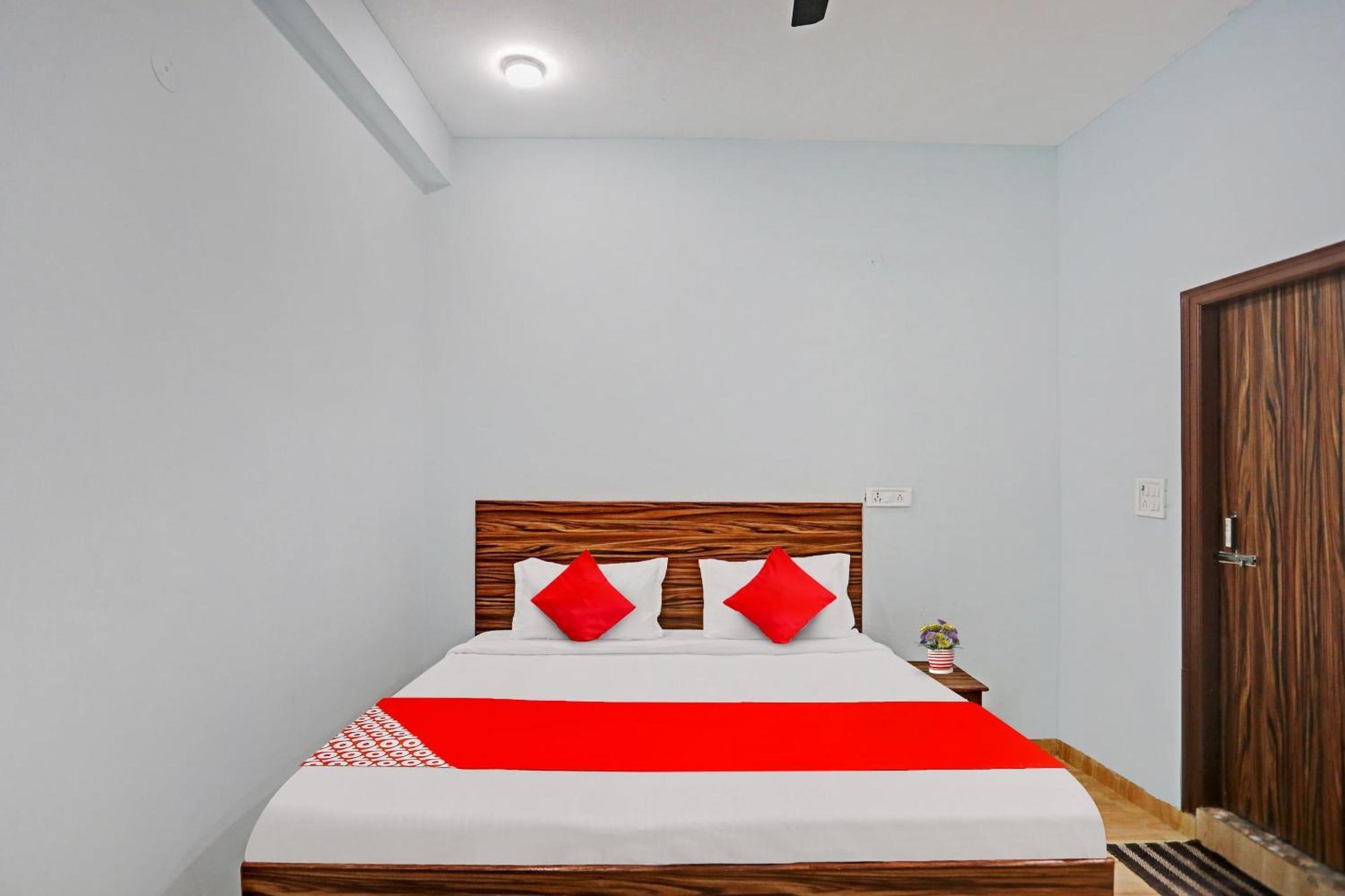Hotel Super O Surya Gold