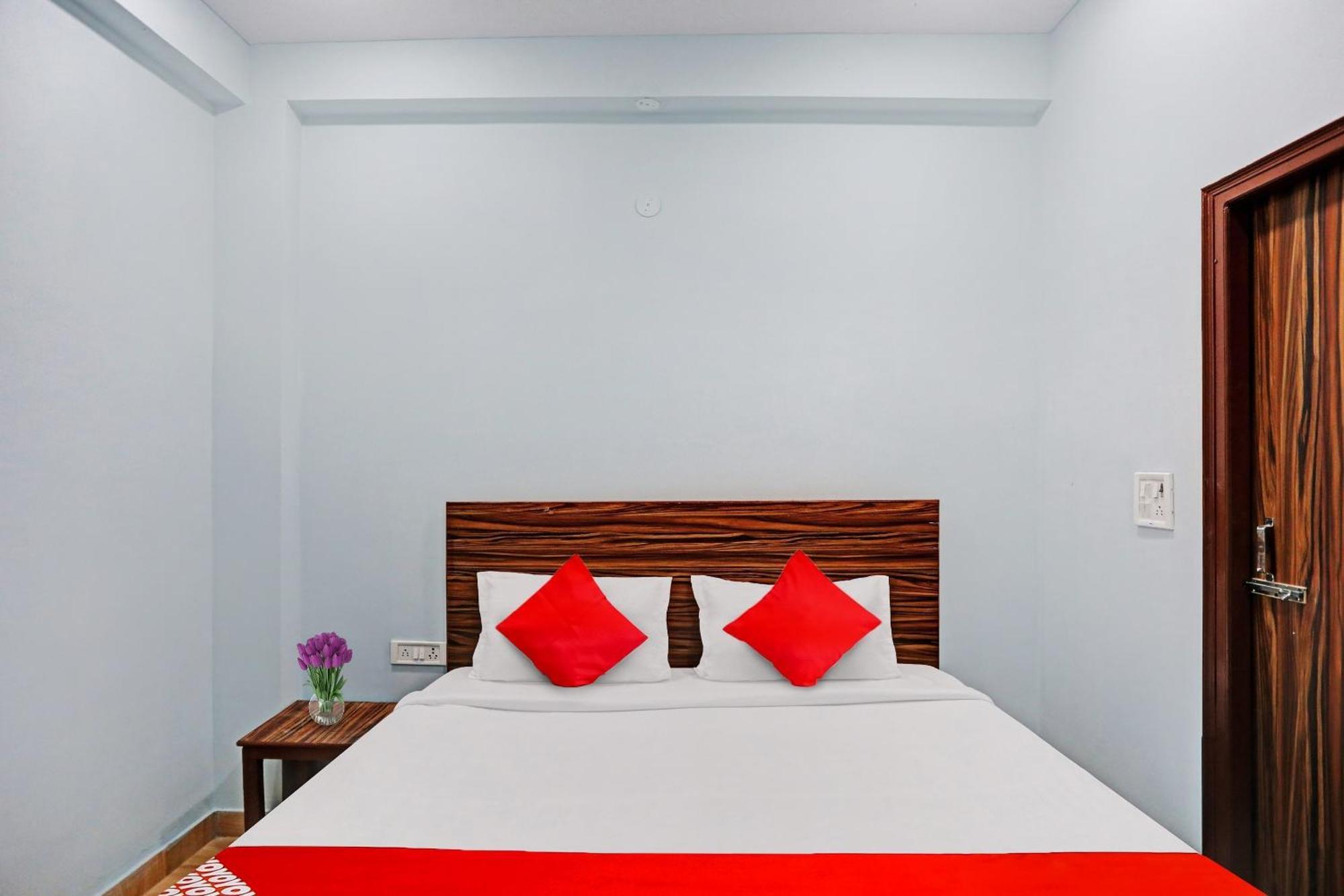Hotel Super O Surya Gold New Delhi