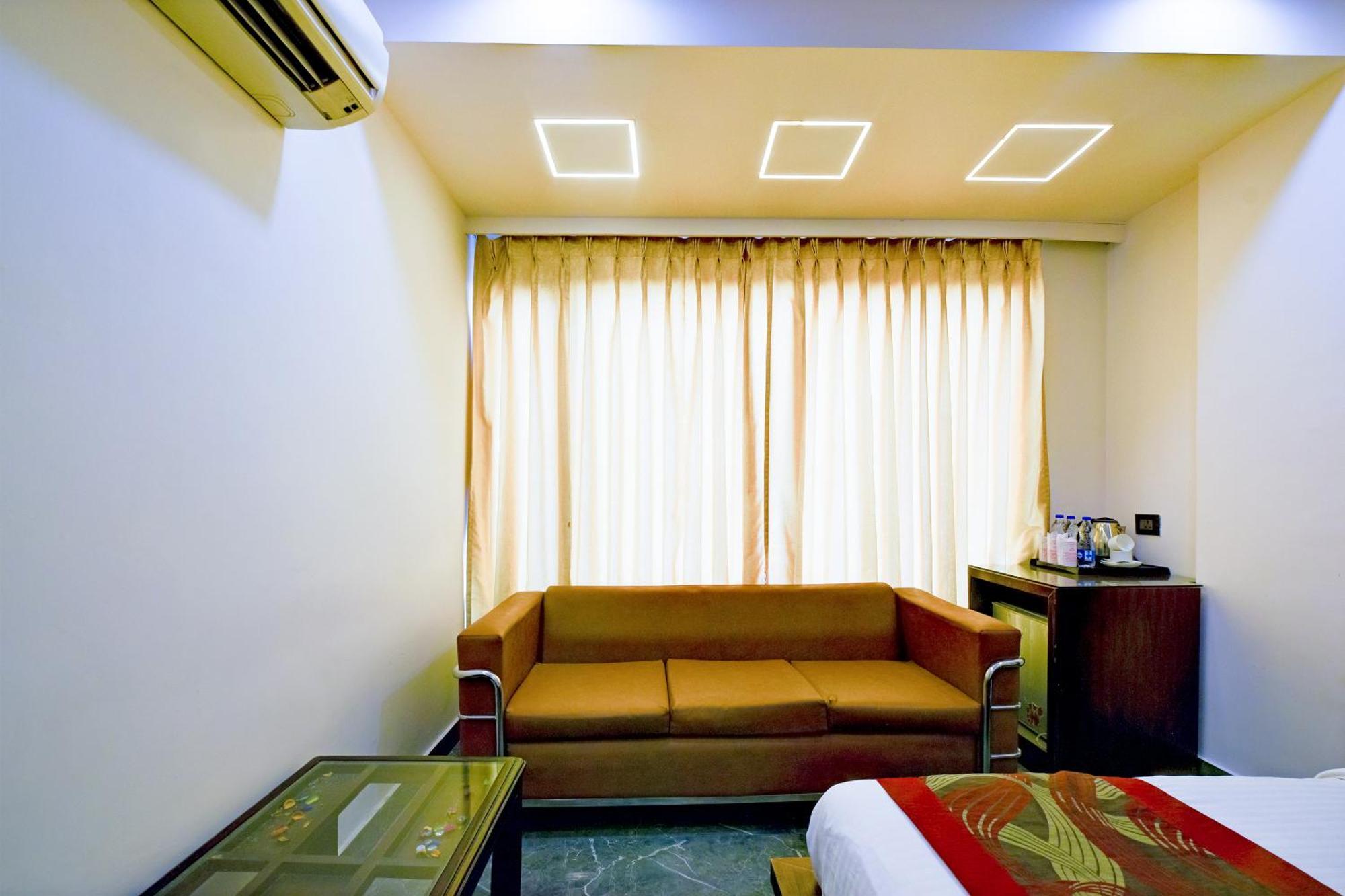Sohana Palace Near Railway Station And Connaught Place New Delhi