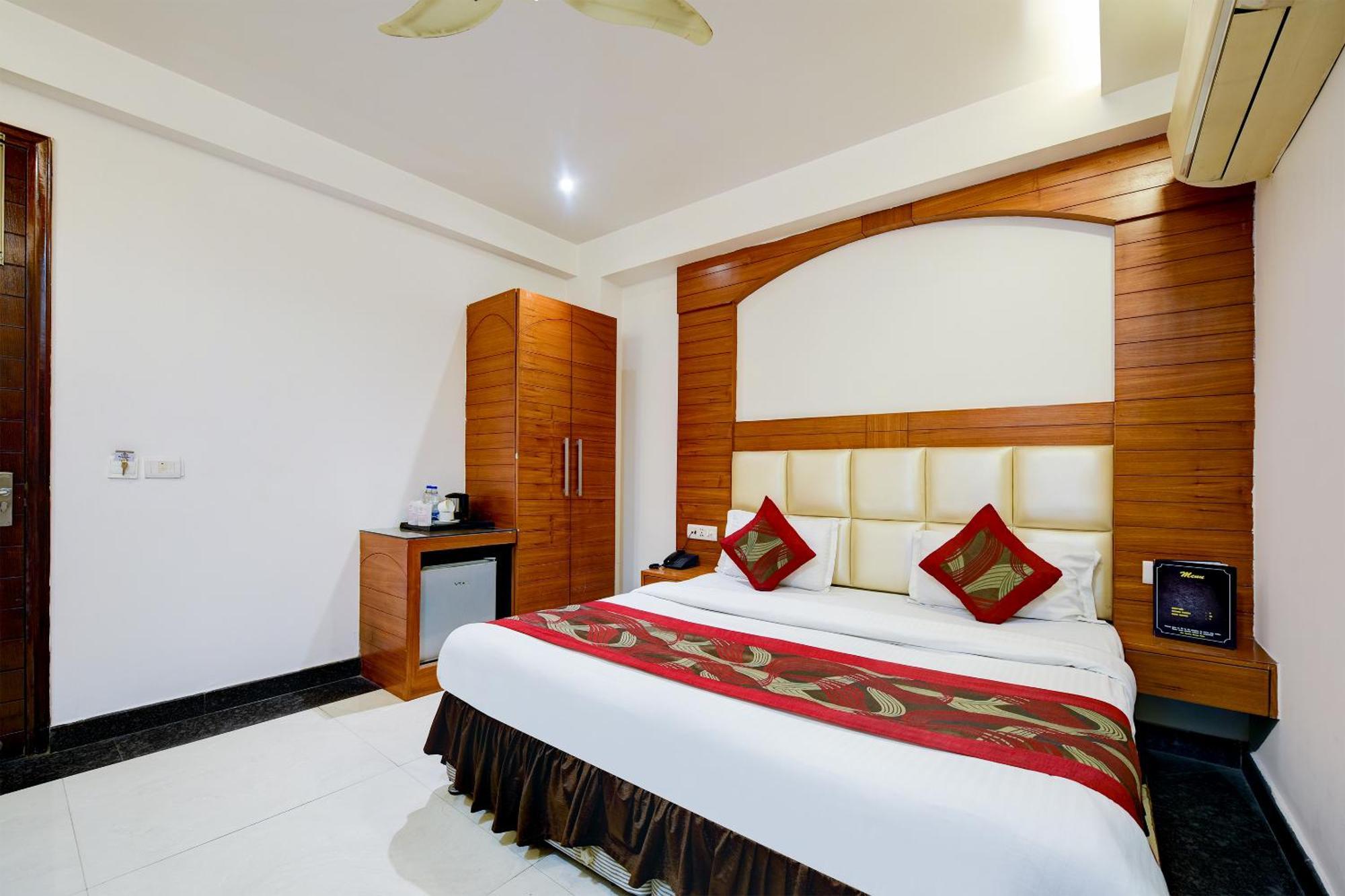Hotel Sohana Palace Near Railway Station And Connaught Place New Delhi