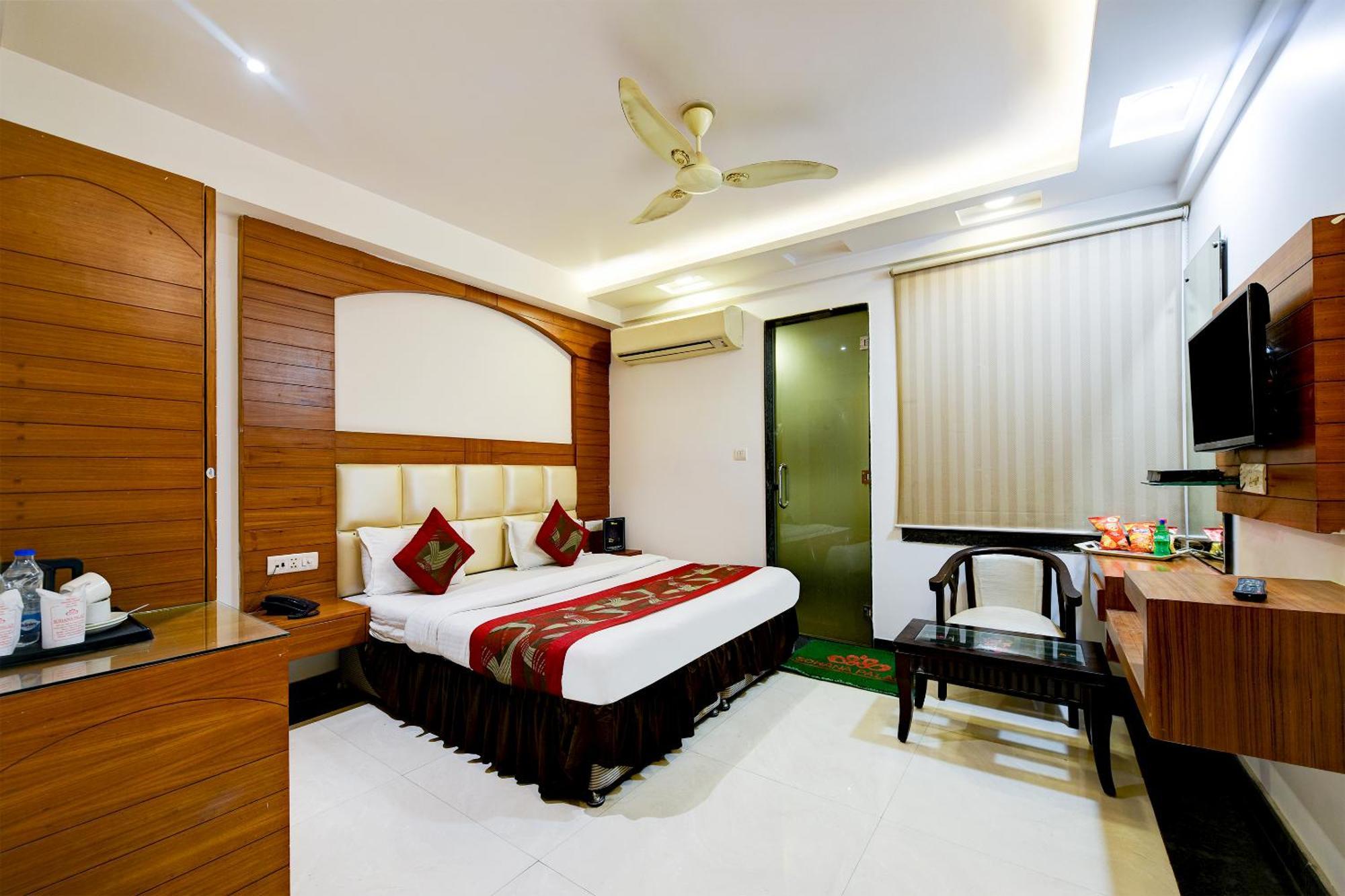 Hotel Sohana Palace Near Railway Station And Connaught Place 4*