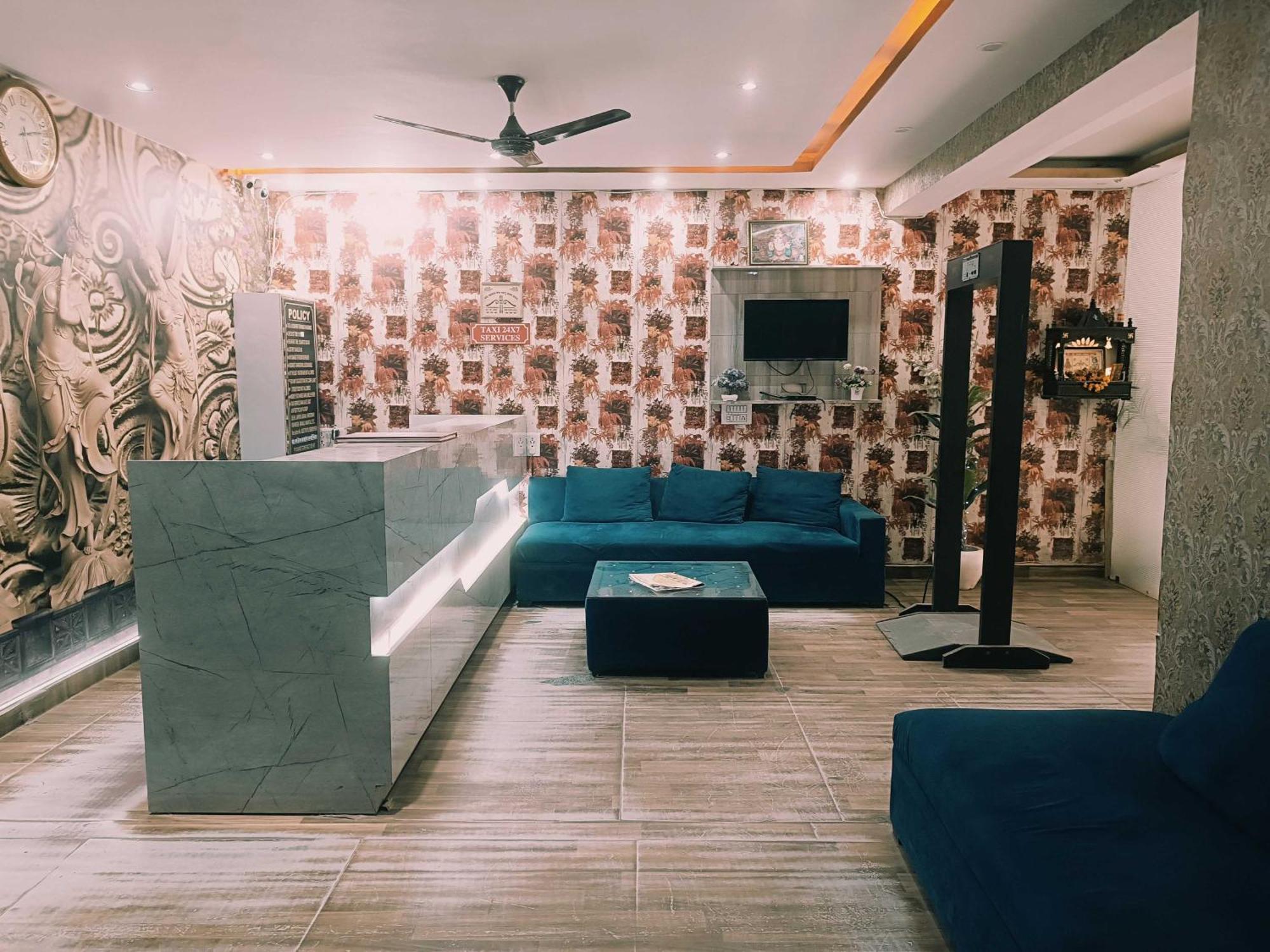 Hotel O Travel 3*