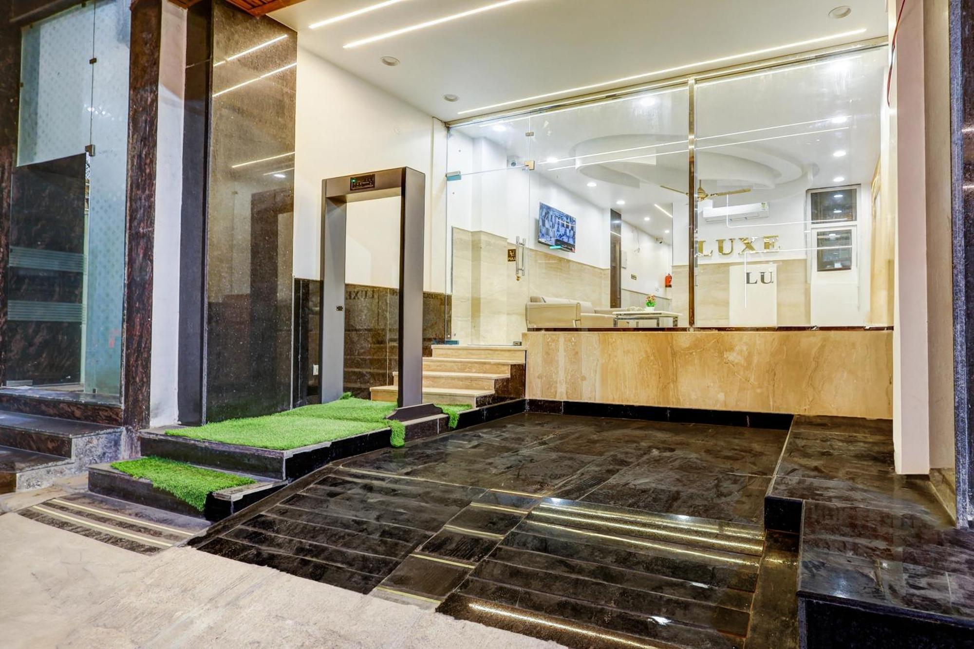 O Manor Luxe Near Airport Hotel New Delhi