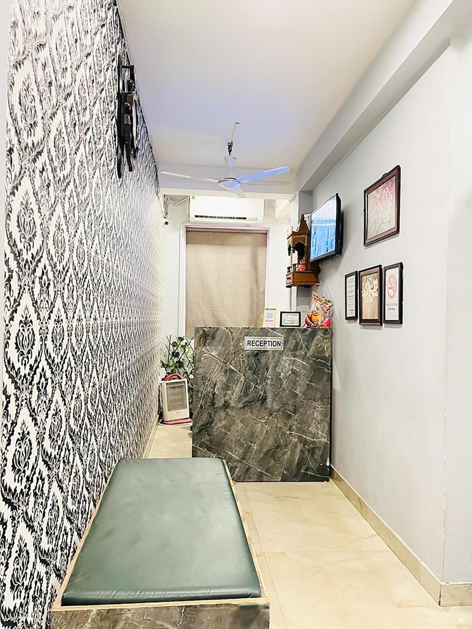 Hotel The Blu Residency