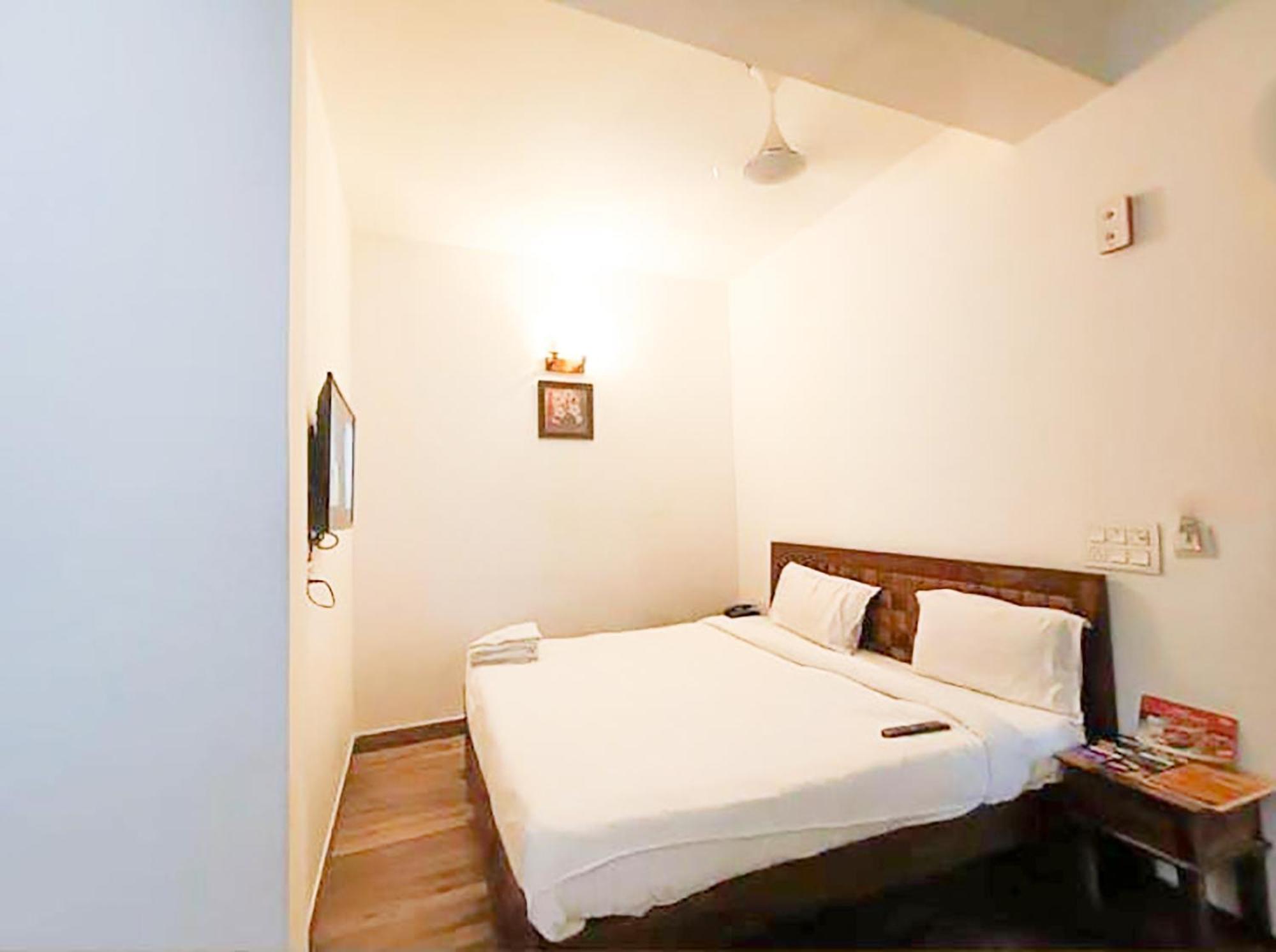 The Blu Residency 3*