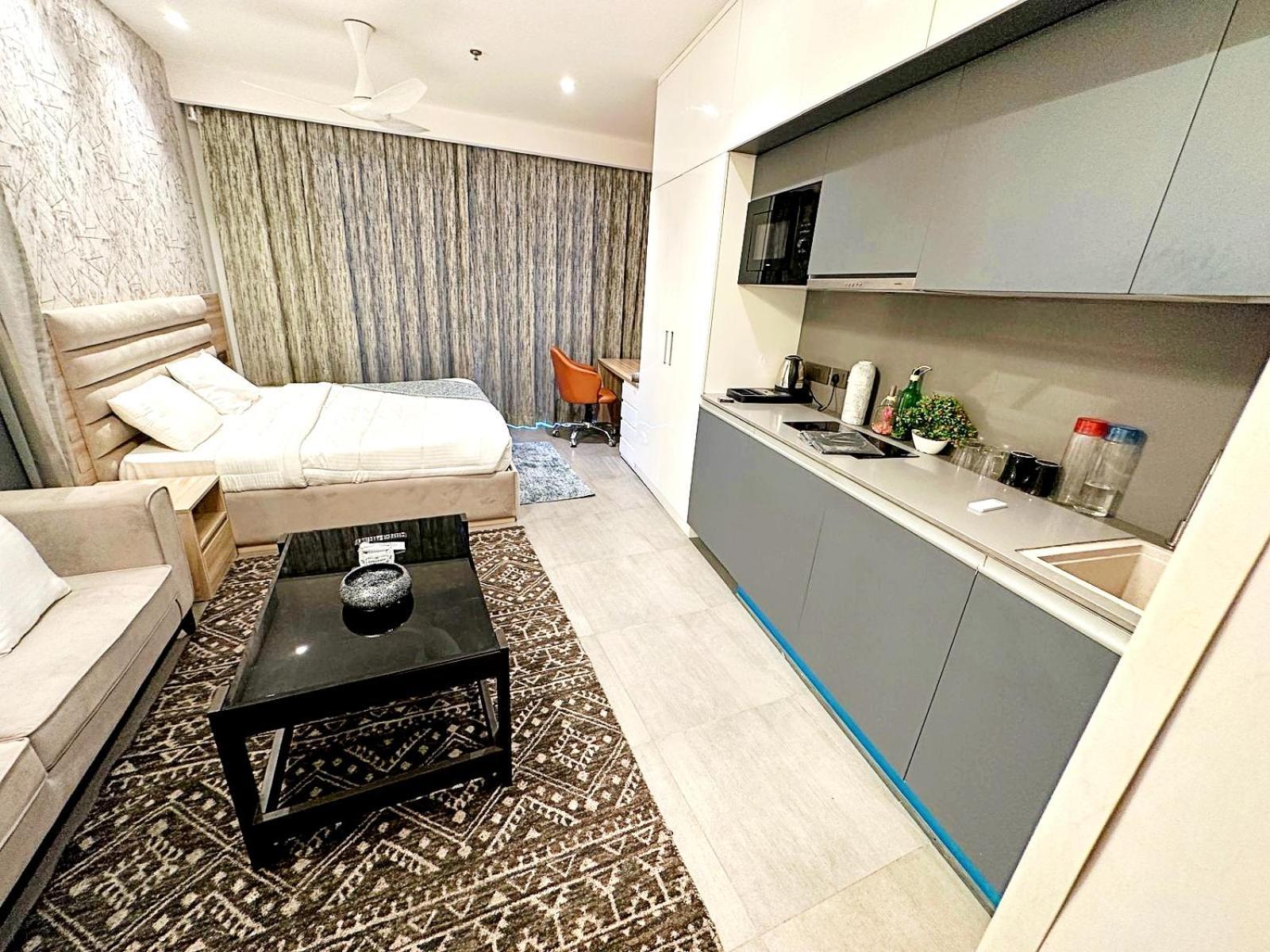 Supernova - Premium Luxurious In Noida Hotel Nova Deli