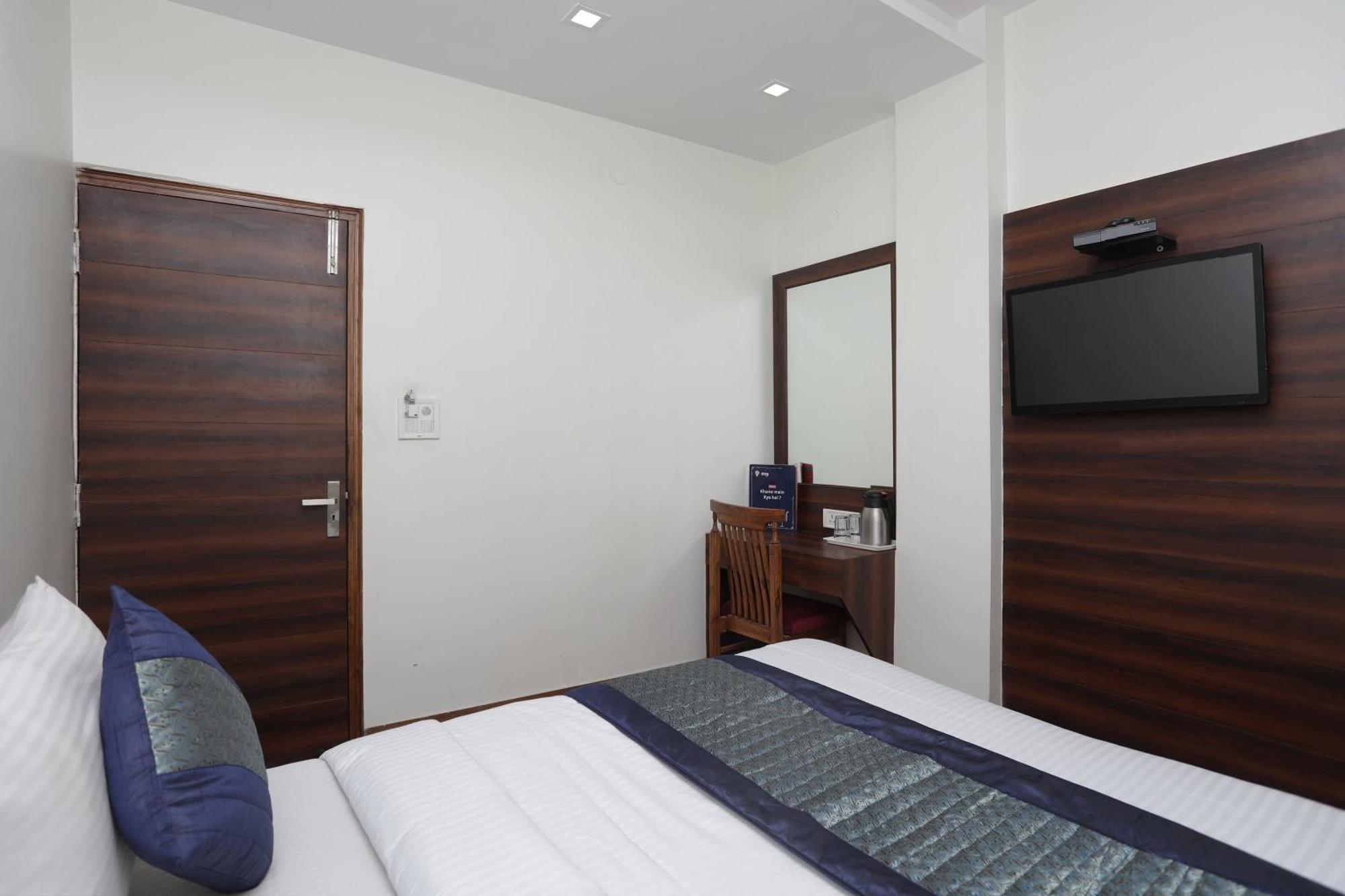 O Sun Palace Hotel 2*