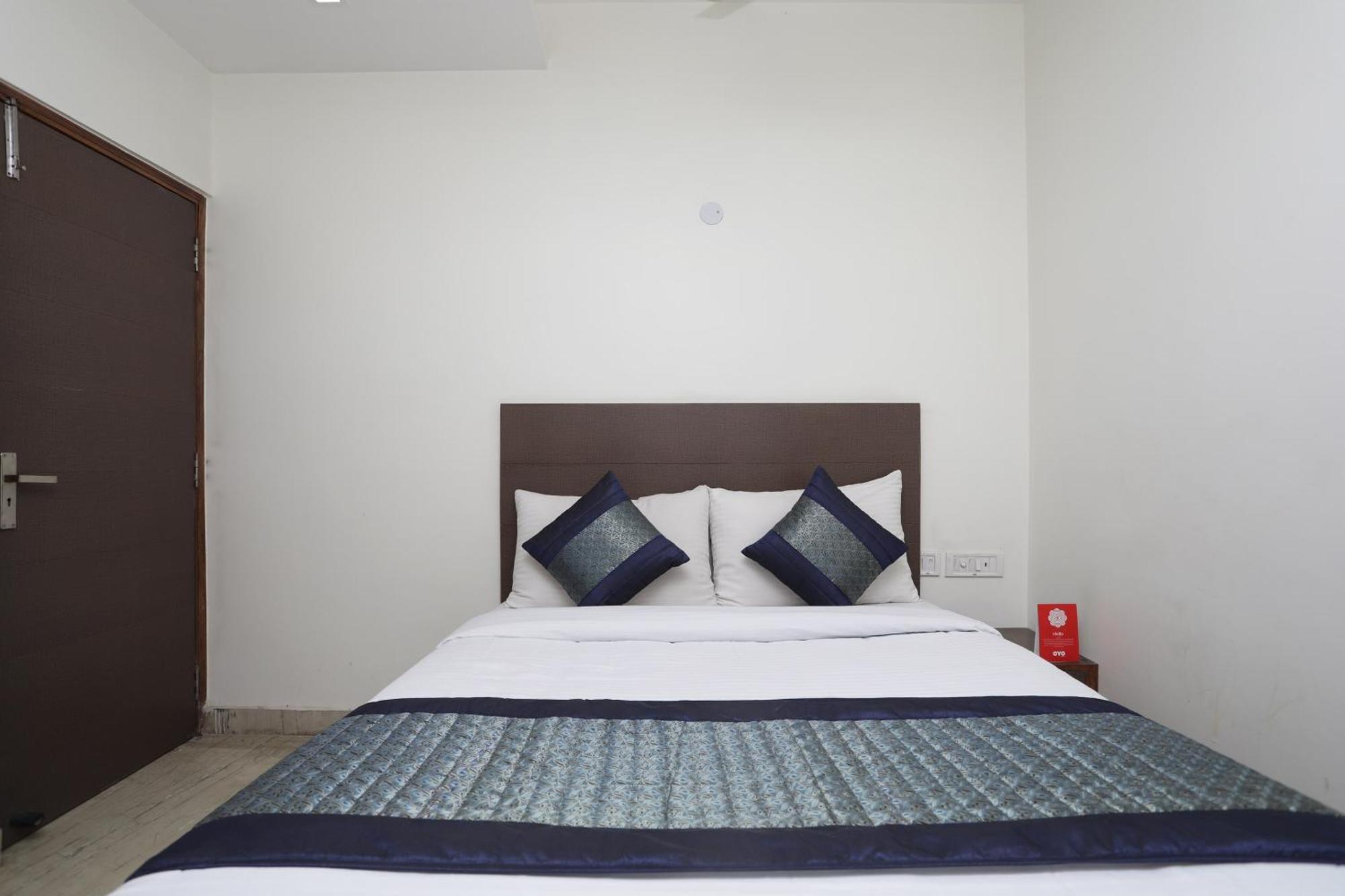 O Sun Palace Hotel 2*