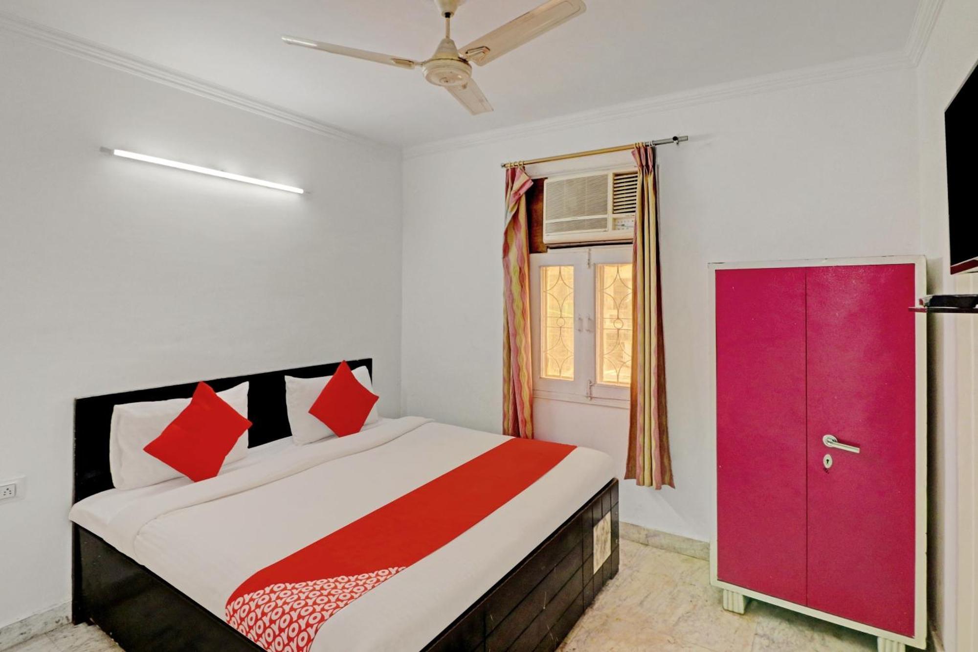 O Red Apple 3* New Delhi