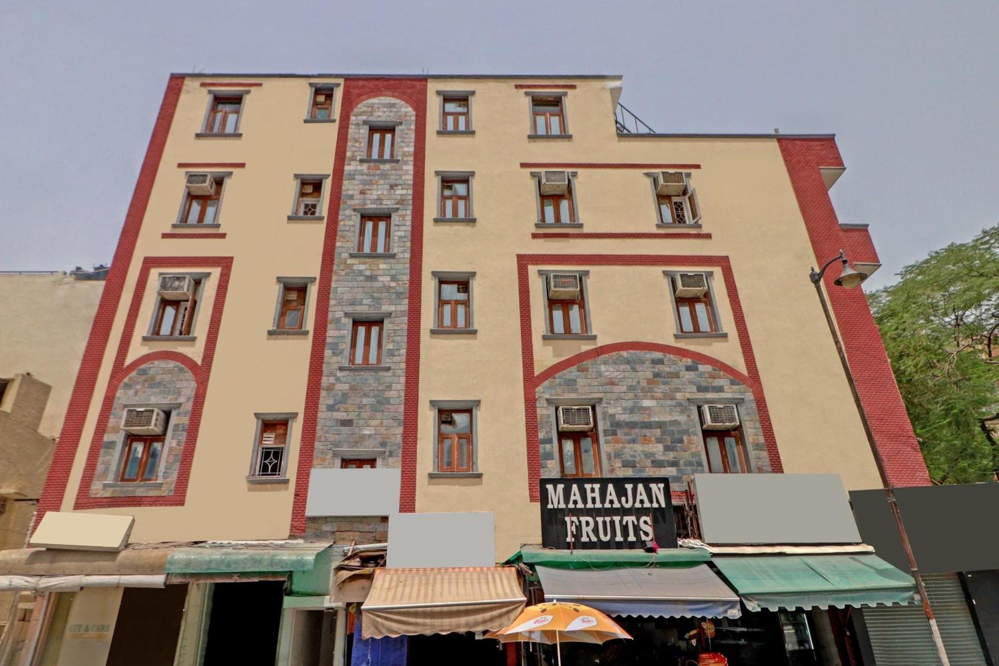 Hotel O Red Apple