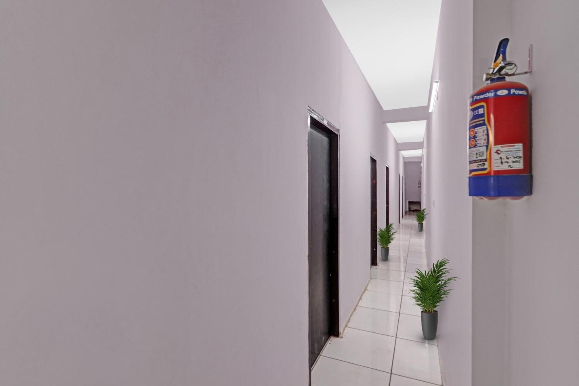 Hotel O Red Stone 3*