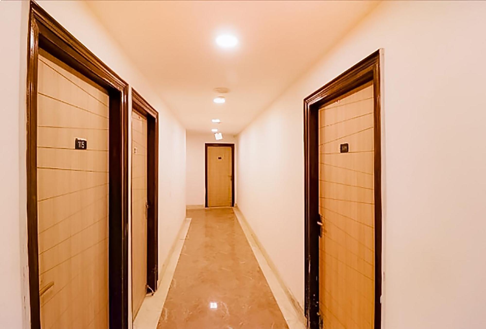 Hotel Jyoti Palace - Karol Bagh Market