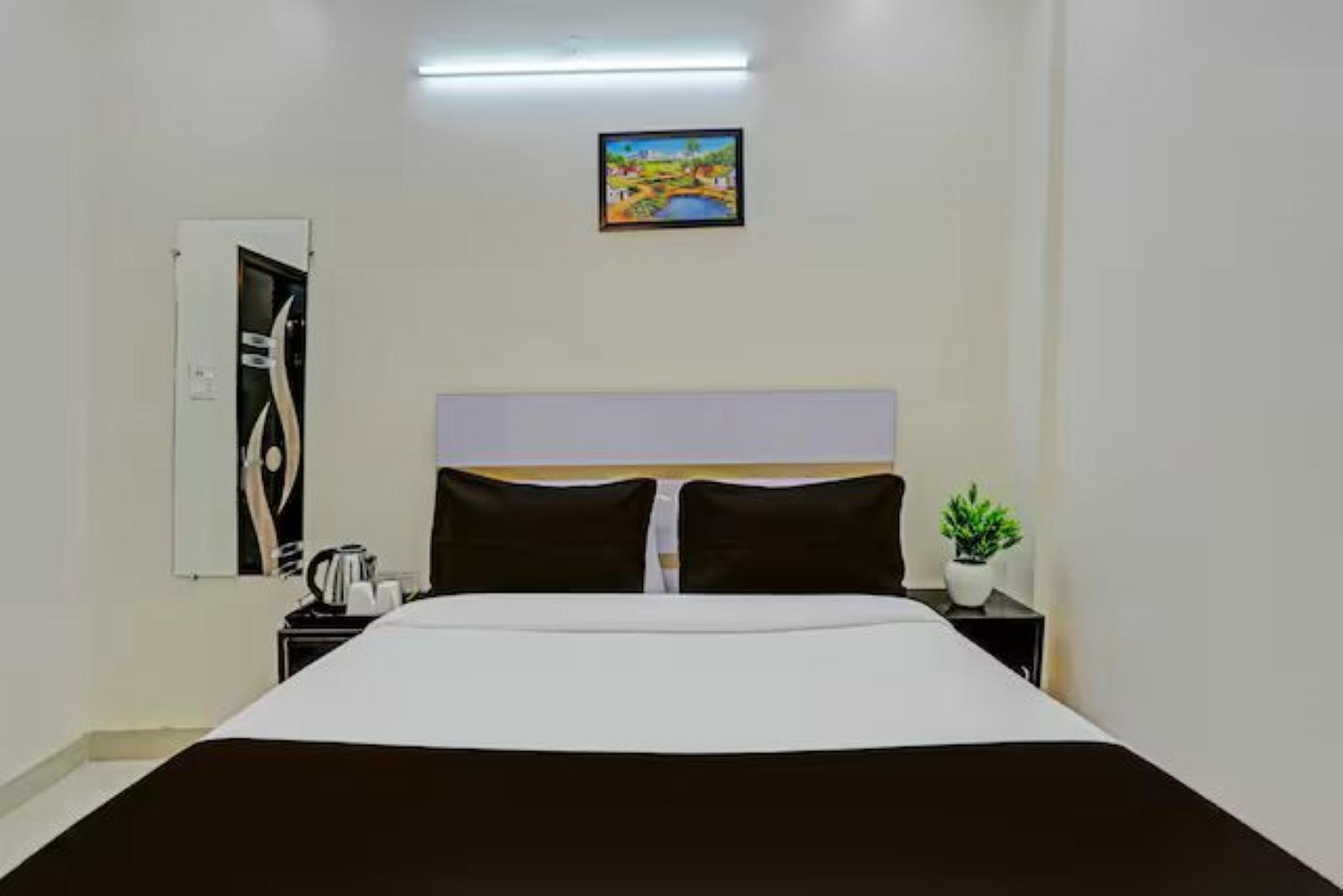 Jyoti Palace - Karol Bagh Market Hotel 3*