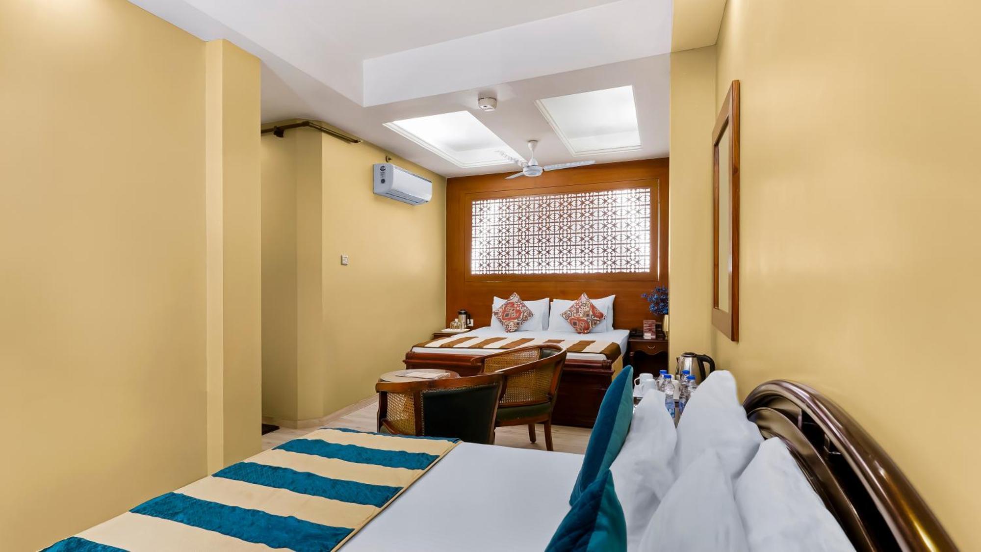 Hotel Ajanta 3*