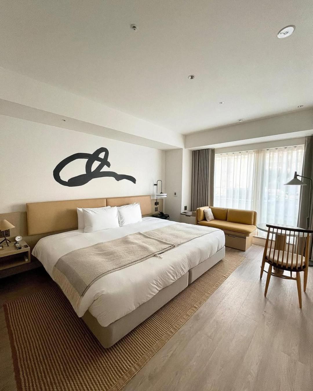 The Atlantiis Near Igi Airport Hotel