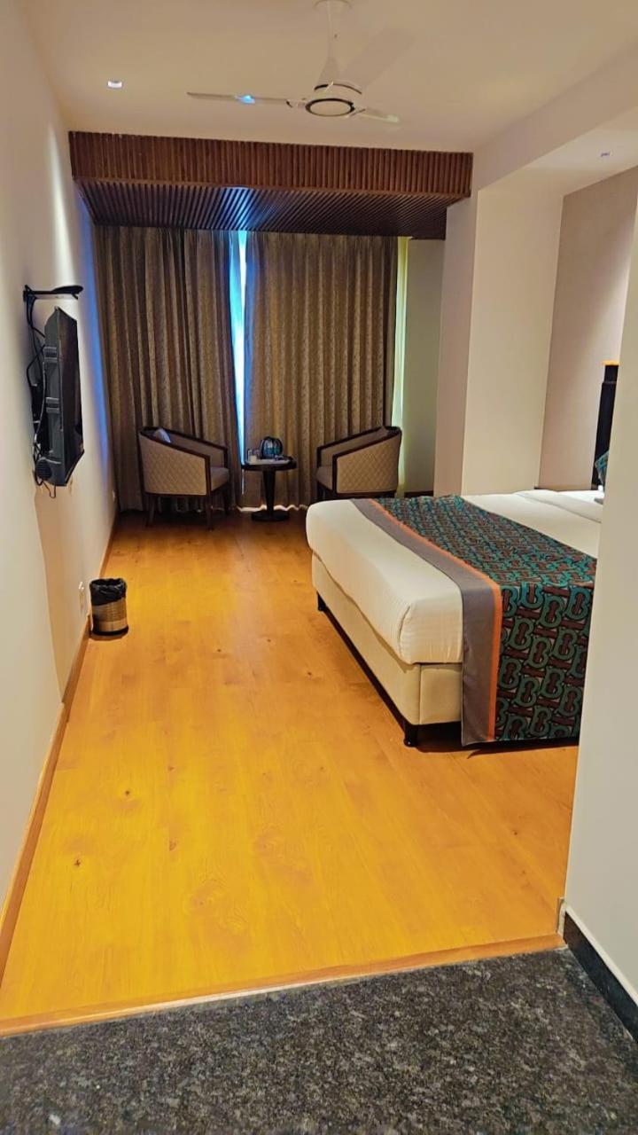Arch The Lohias Hotel 4*