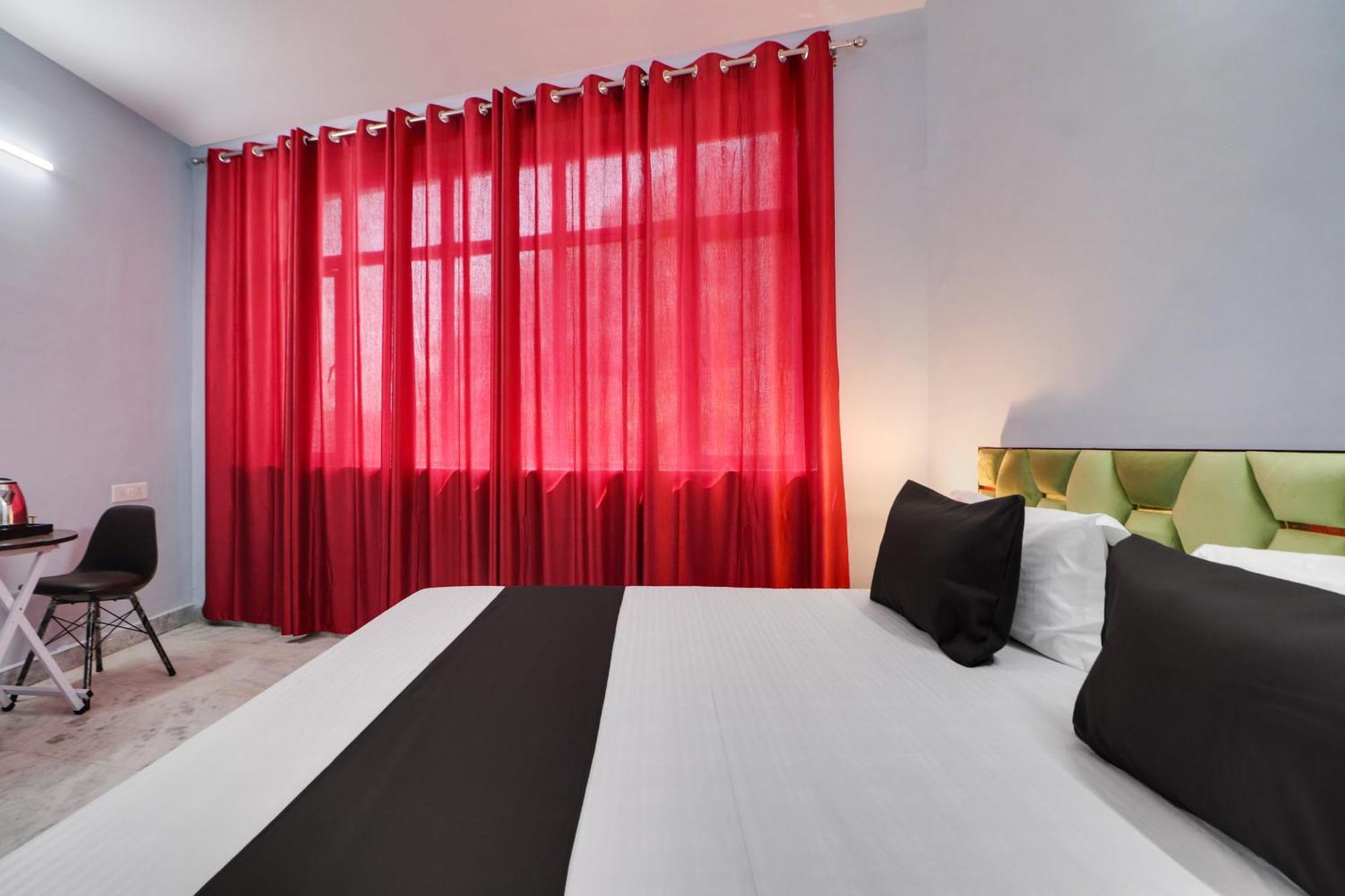 Sunrise Hotel 3*