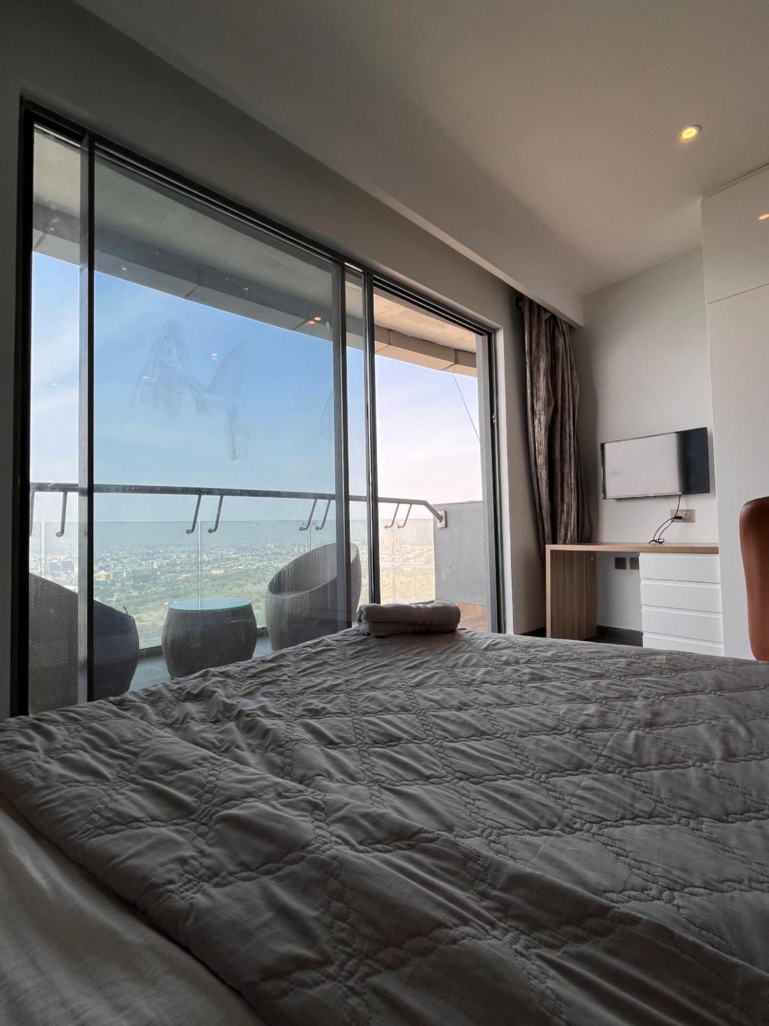 Apartment Supernova Spira Noida New Delhi