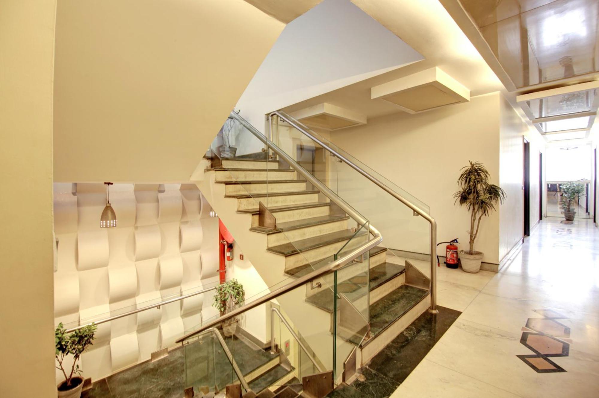 Karol Bagh Good Times Hotel Near Ganga Ram Hospital Hotel