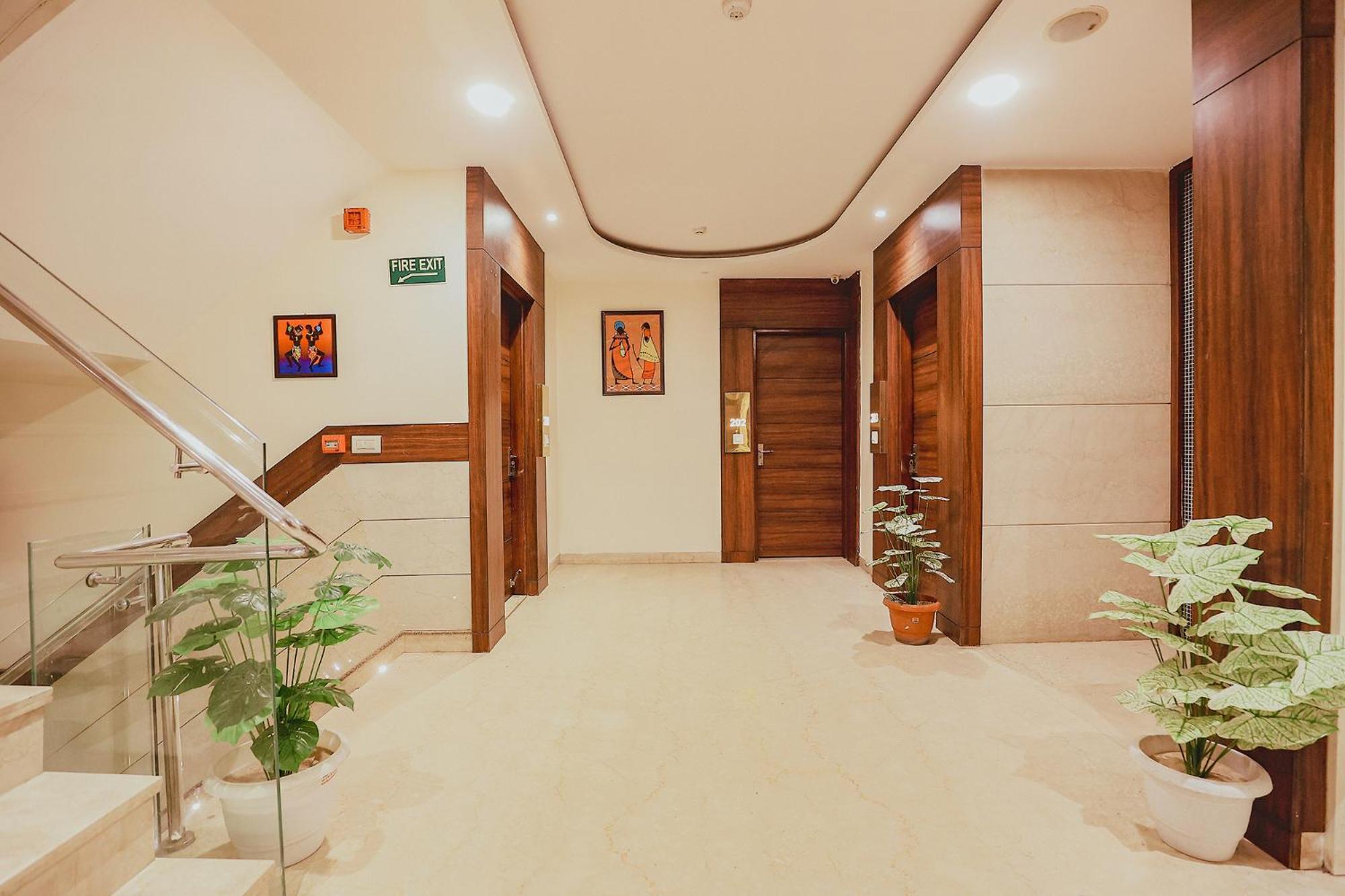Fabhotel The Kailash Dev Hotel