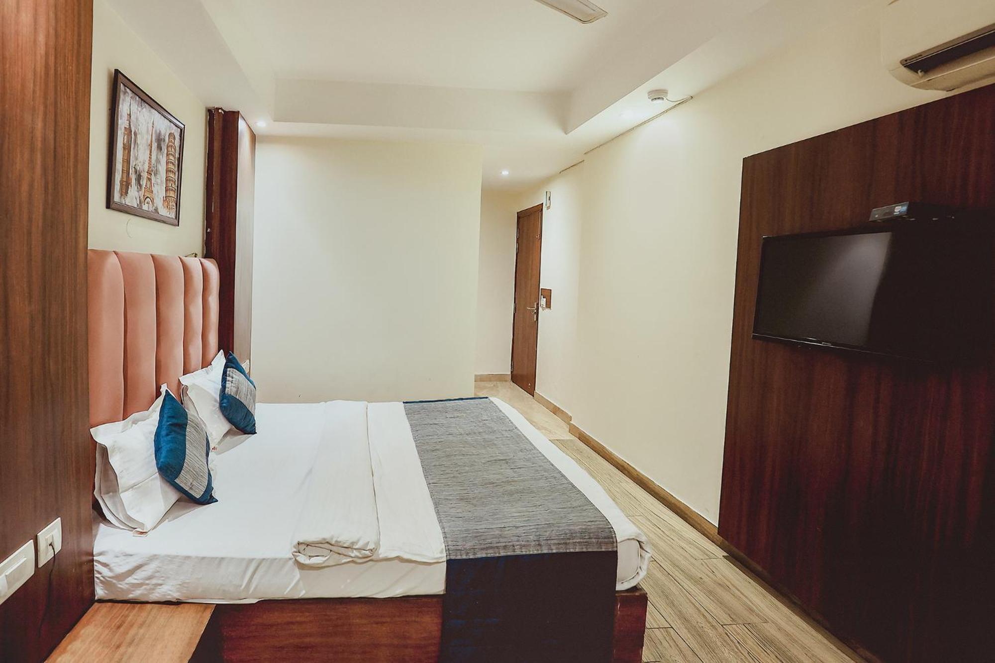 Fabhotel The Kailash Dev Hotel 3*