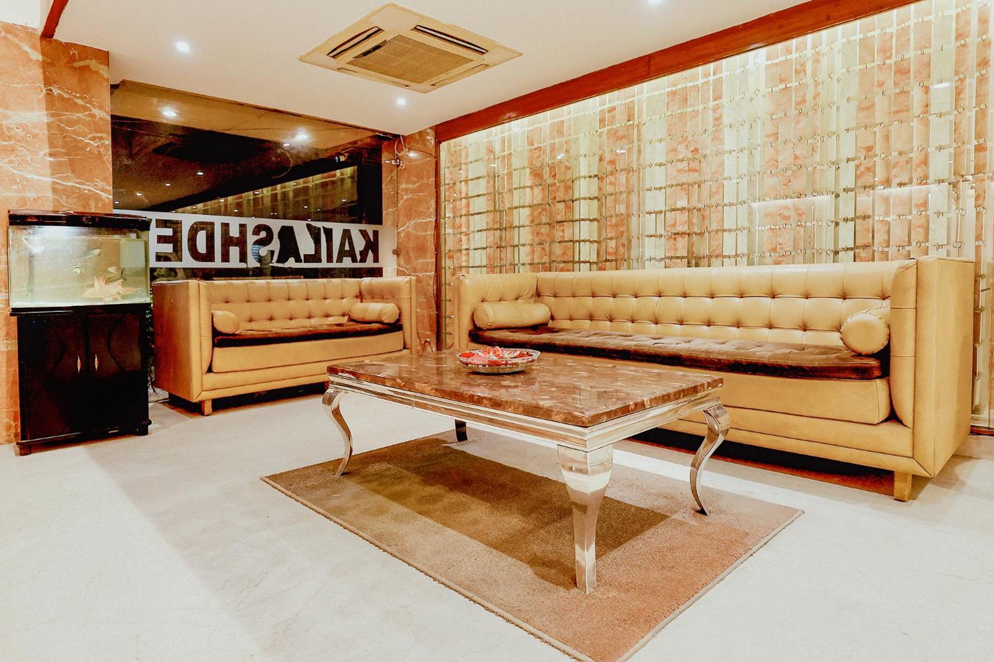 Fabhotel The Kailash Dev Hotel