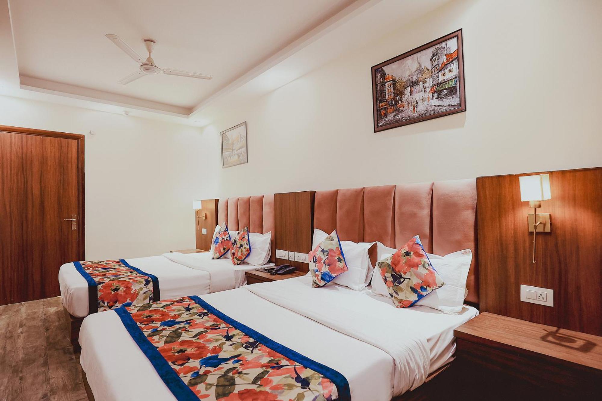 Fabhotel The Kailash Dev Hotel