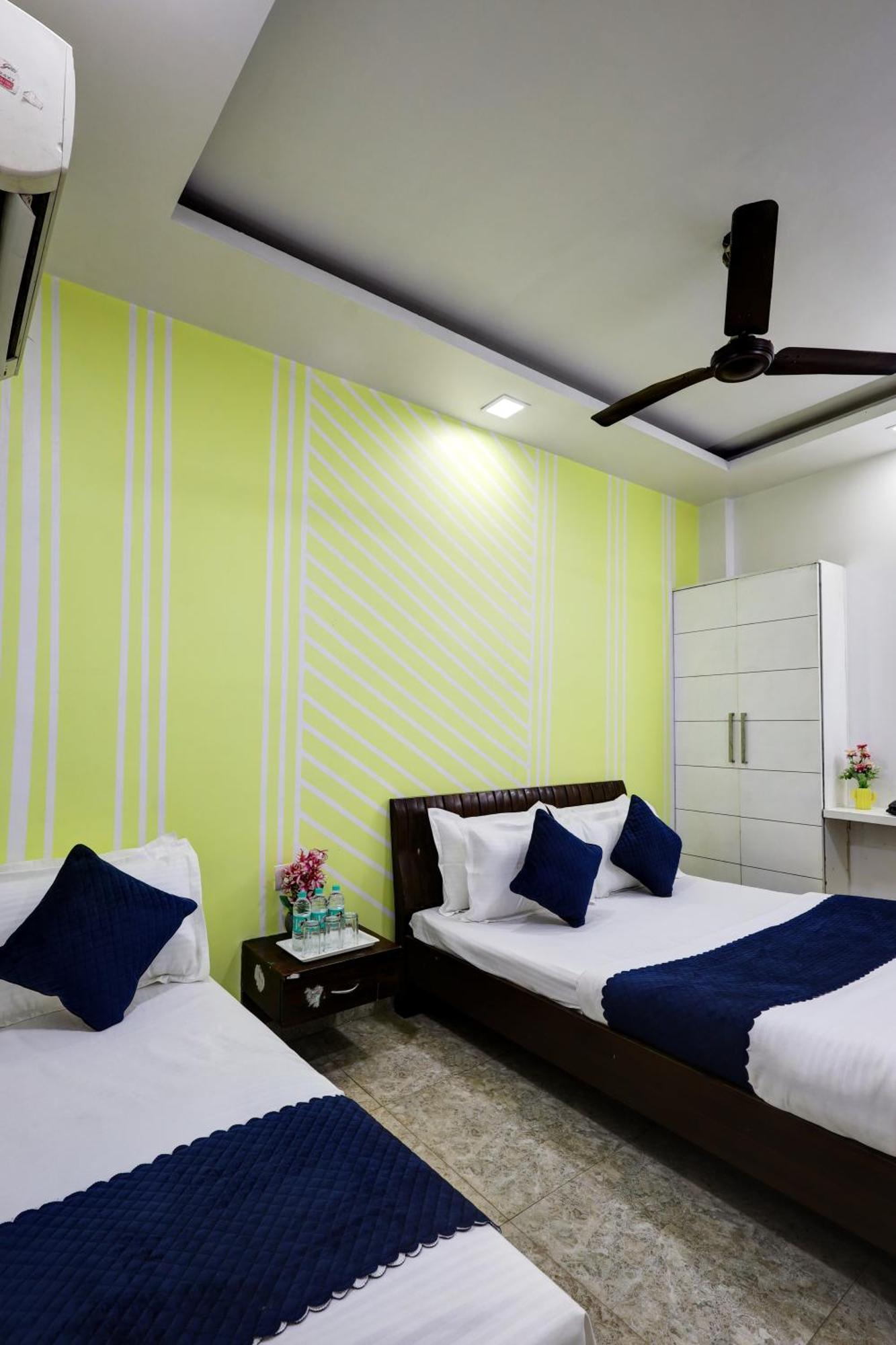 Hotel Nancy Dx Near Railway Station 3*