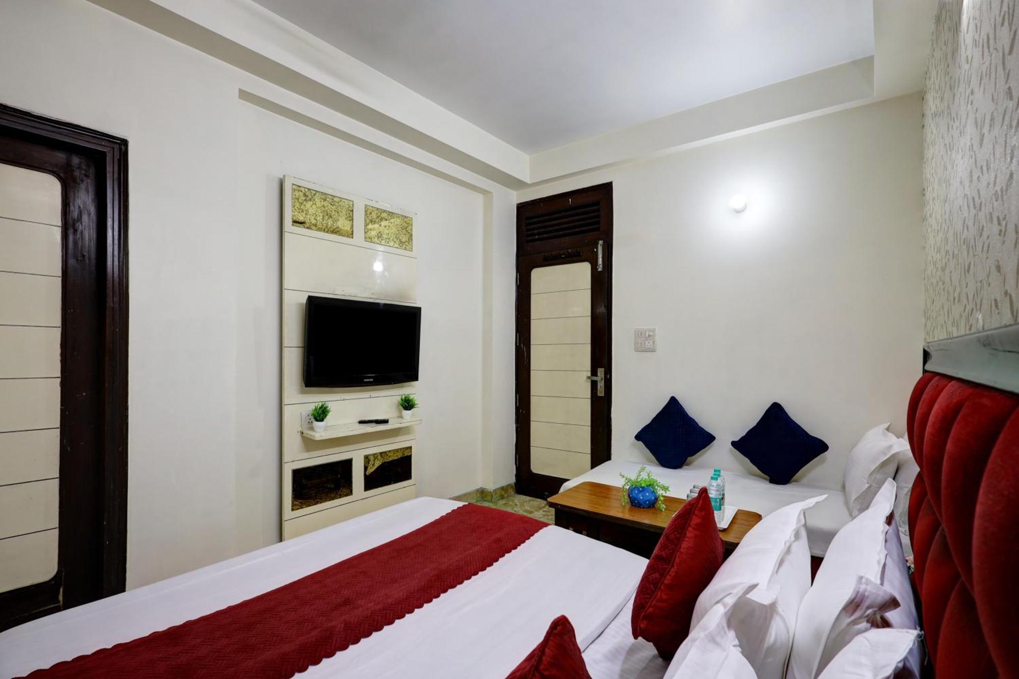 Nancy Dx Near Railway Station Hotel 3*