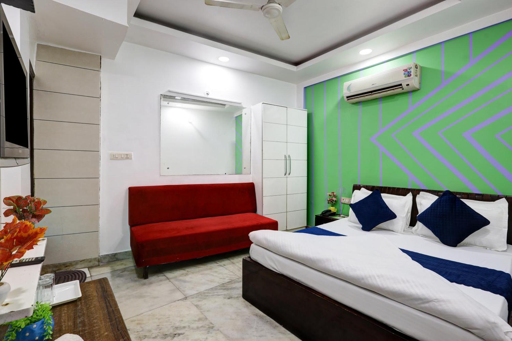 Nancy Dx Near Railway Station Hotel New Delhi