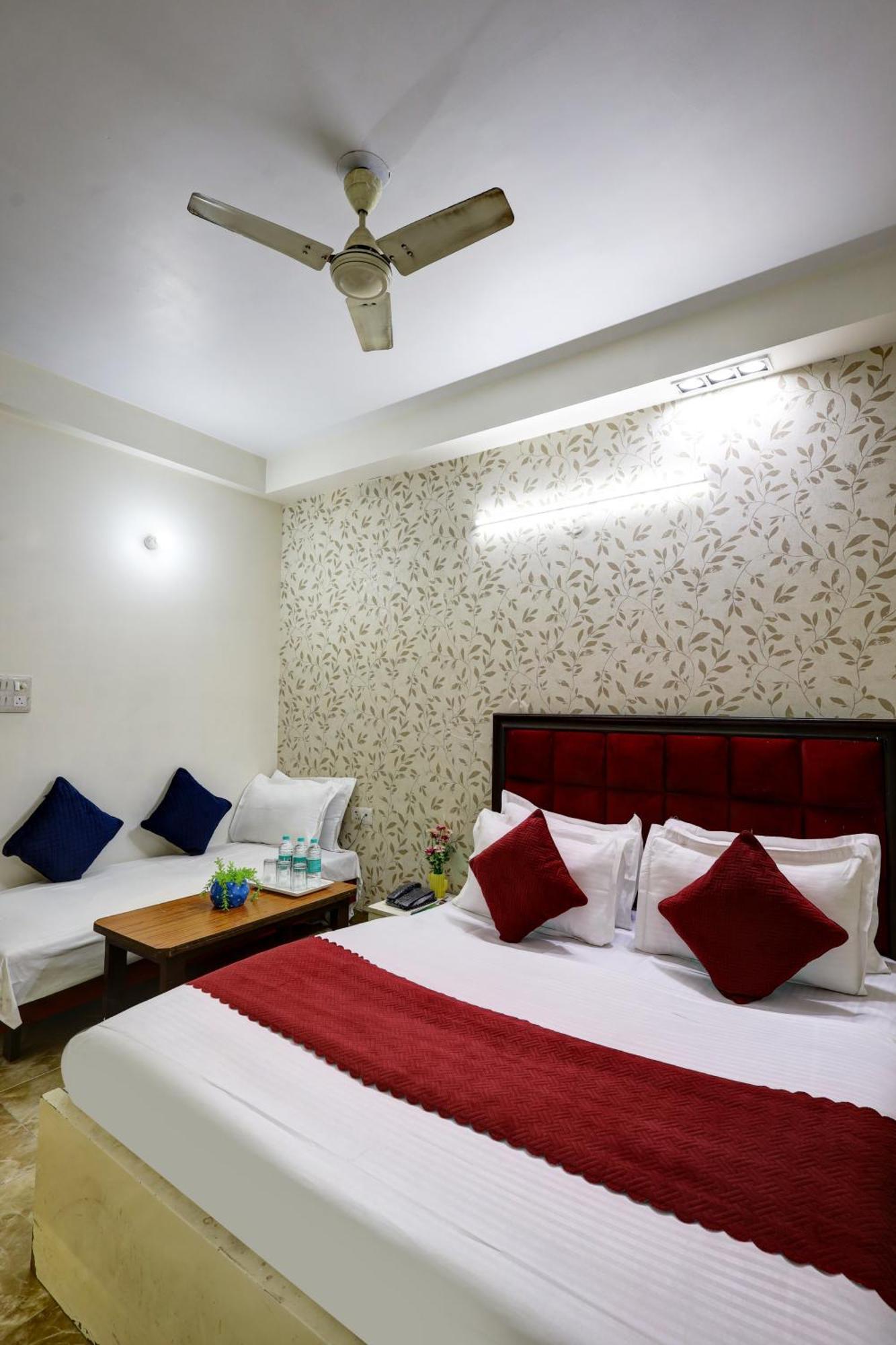 Nancy Dx Near Railway Station 3* New Delhi