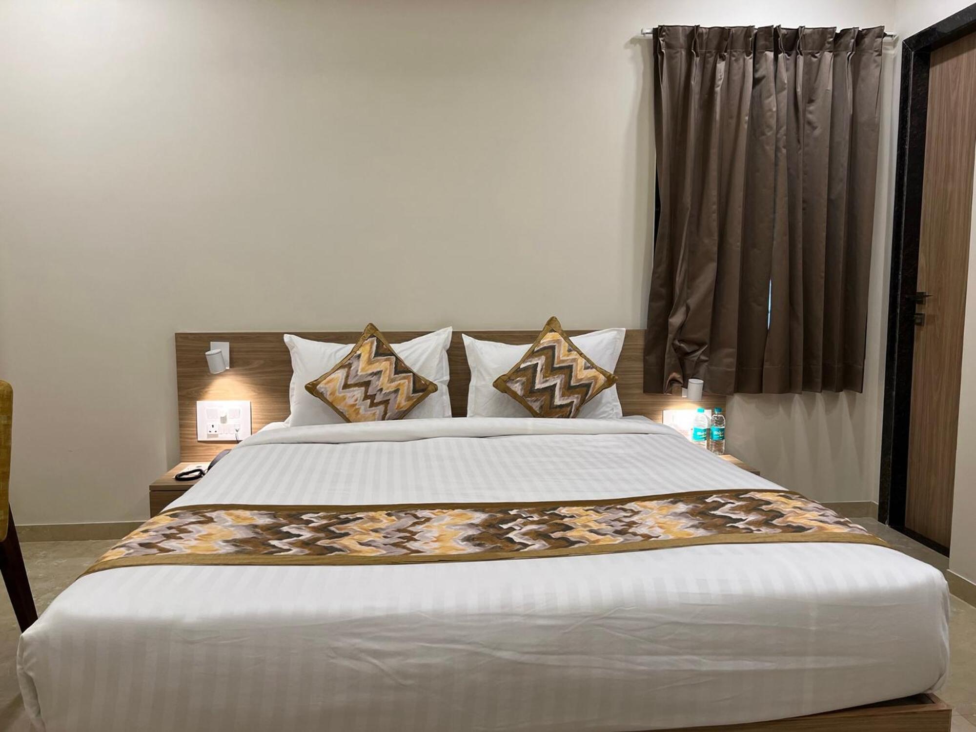 Franklein Delhi Aerocity Hotel