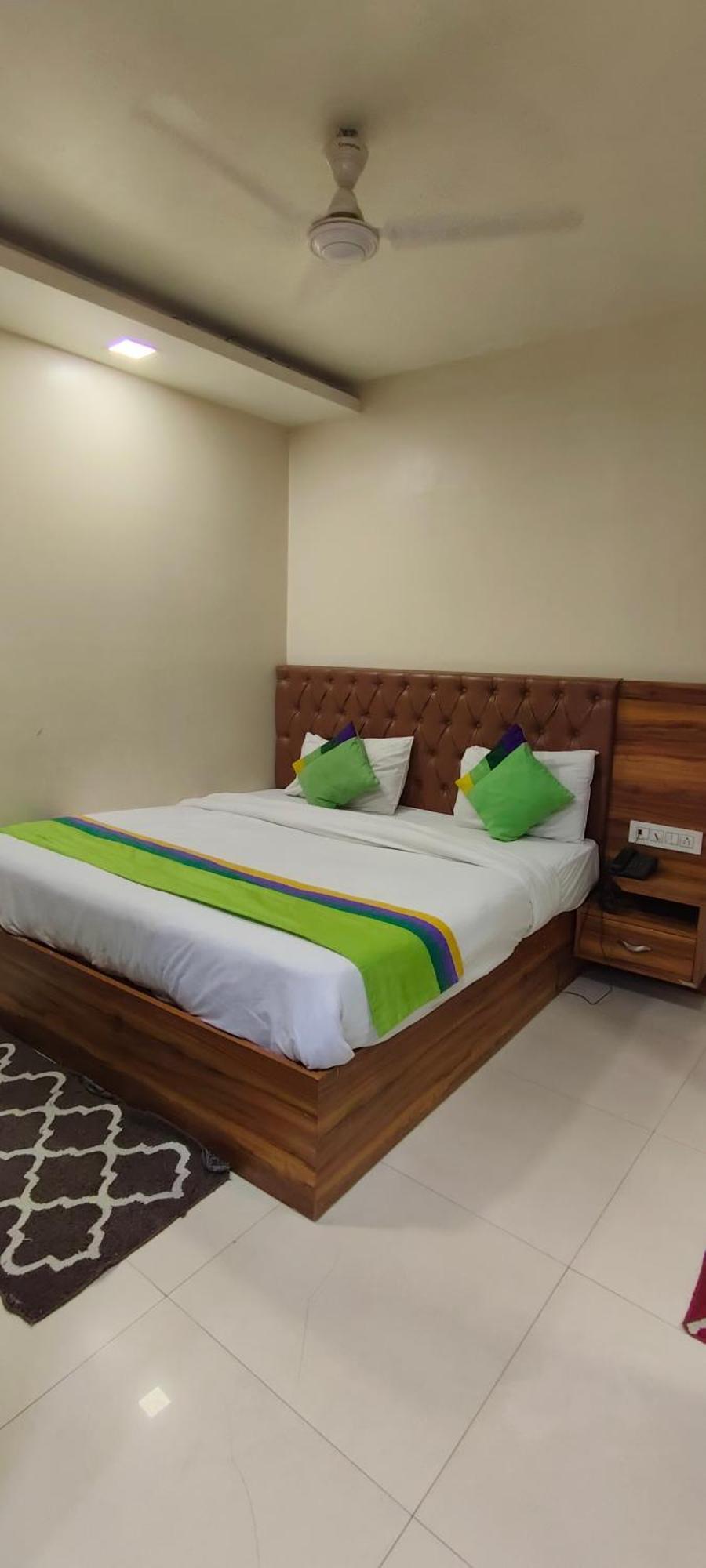 Hotel The Greet Pramont Plaza Igi Airport Delhi 4*