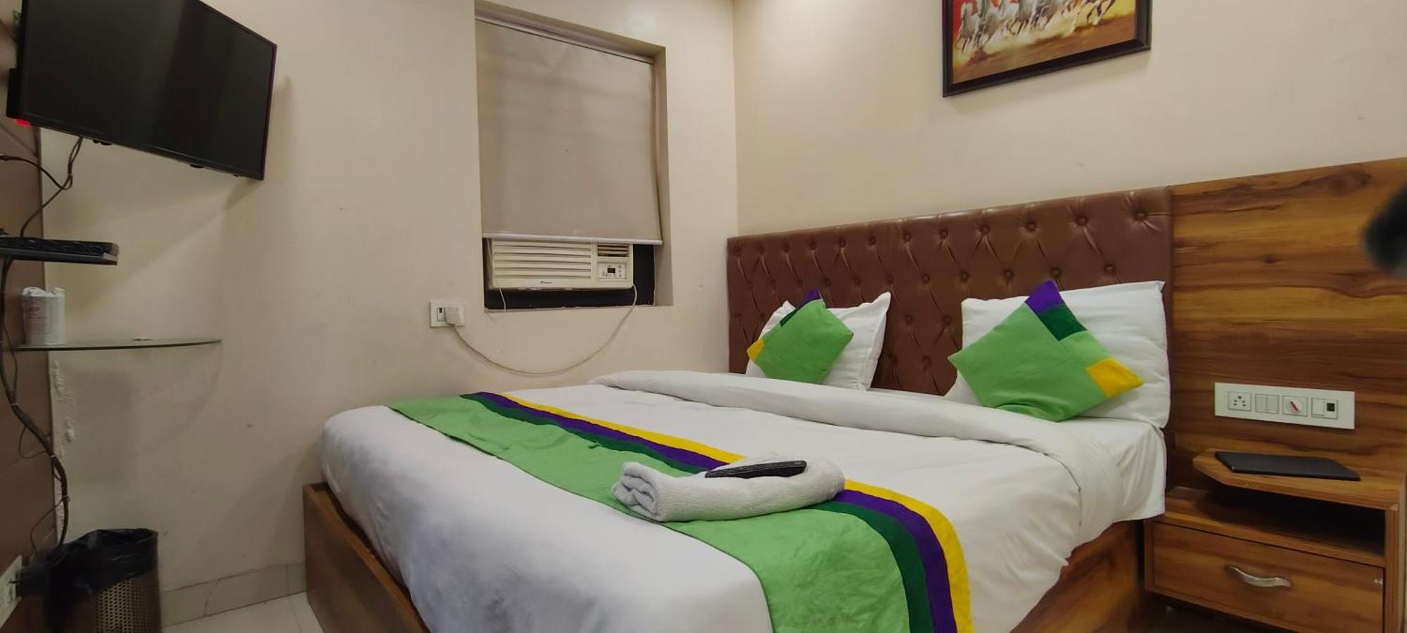 The Greet Pramont Plaza Igi Airport Delhi 4*