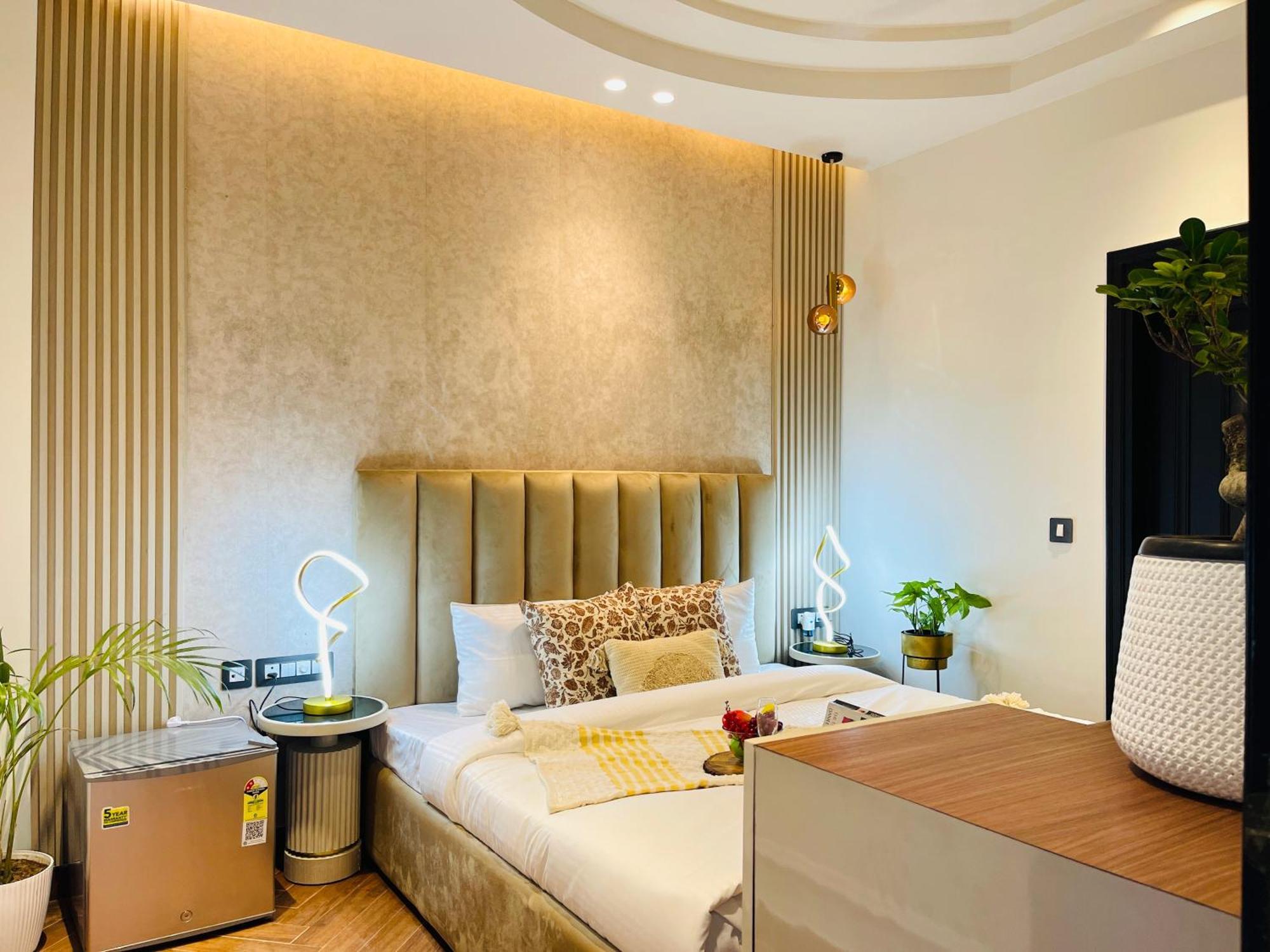 Hotel Bedchambers, Saket 3*