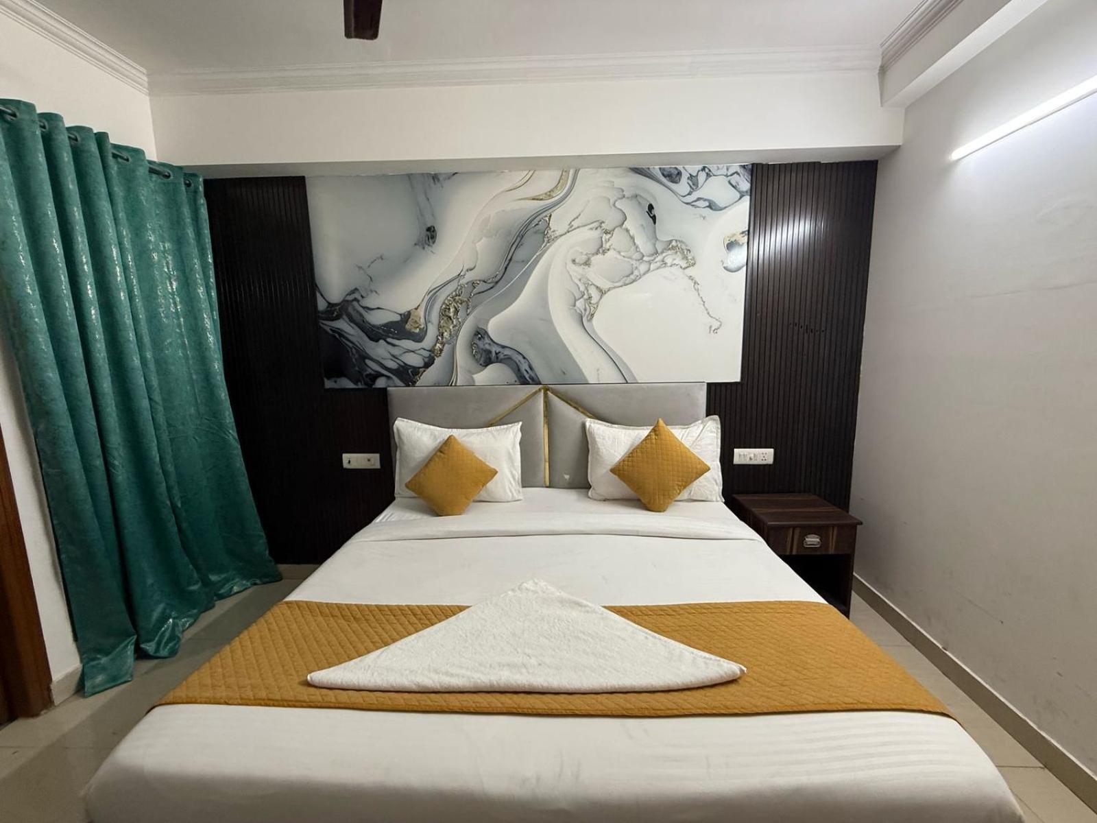 King Plaza Hotel 3*