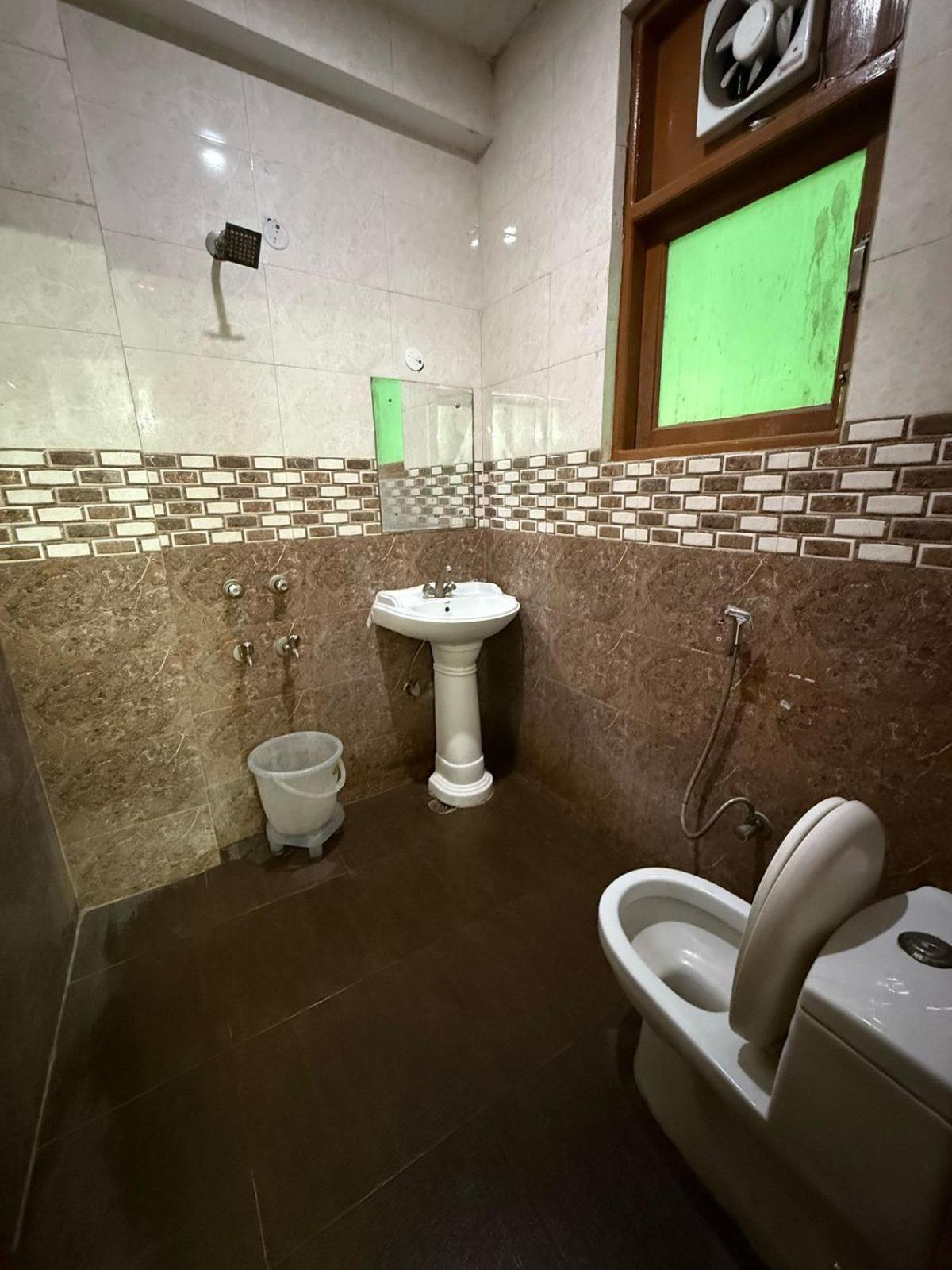 King Plaza Hotel New Delhi