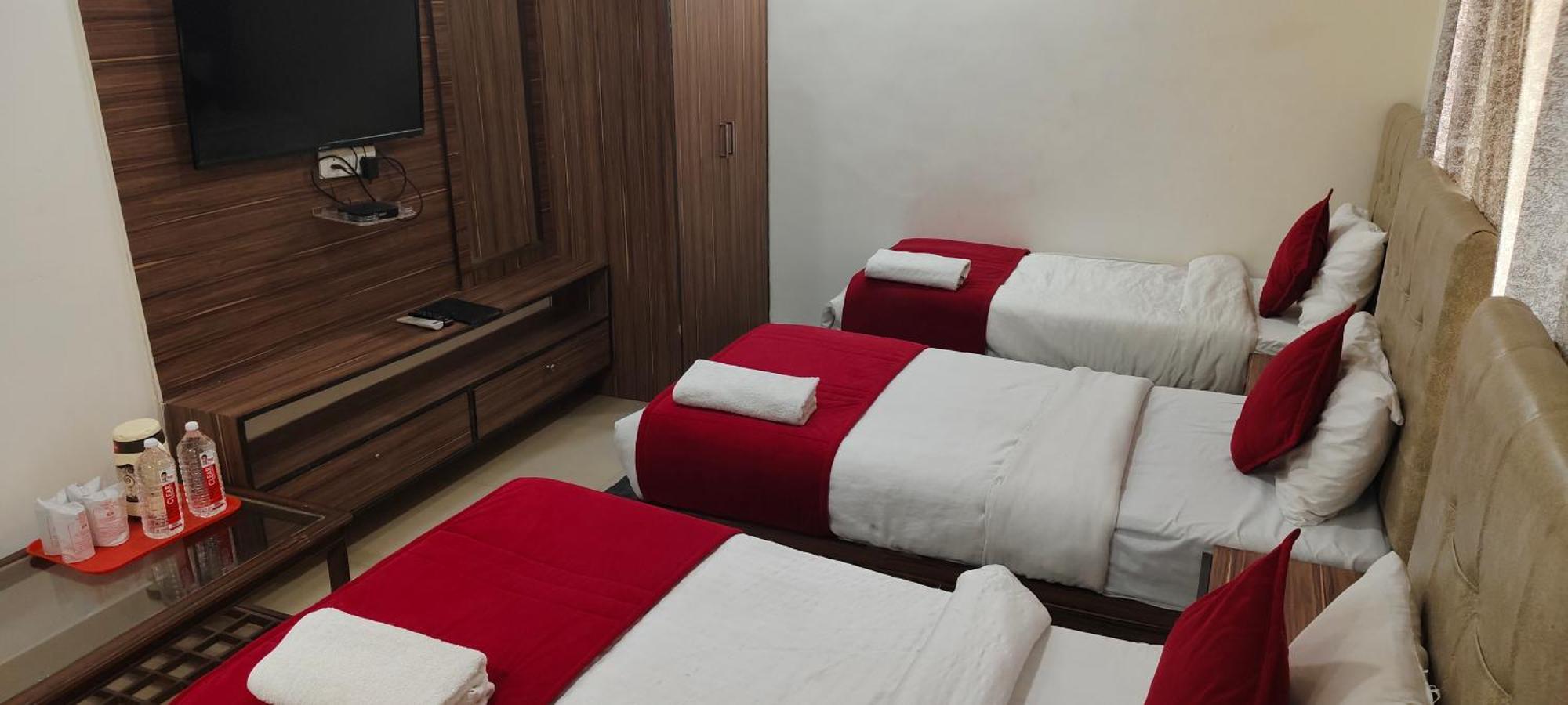 Paramont Near Airport New Delhi