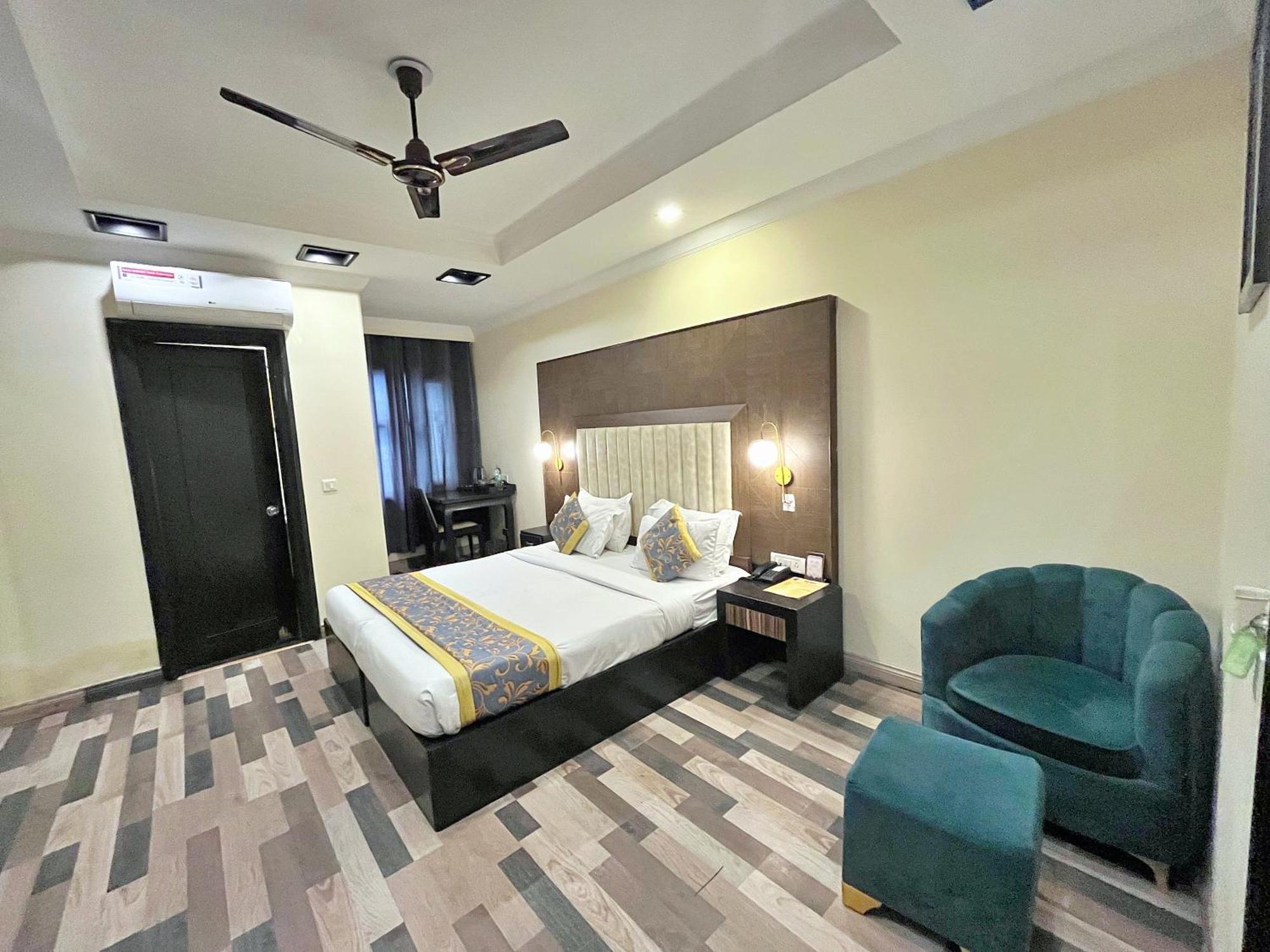 Inn The Oakland Plaza By Orion New Delhi